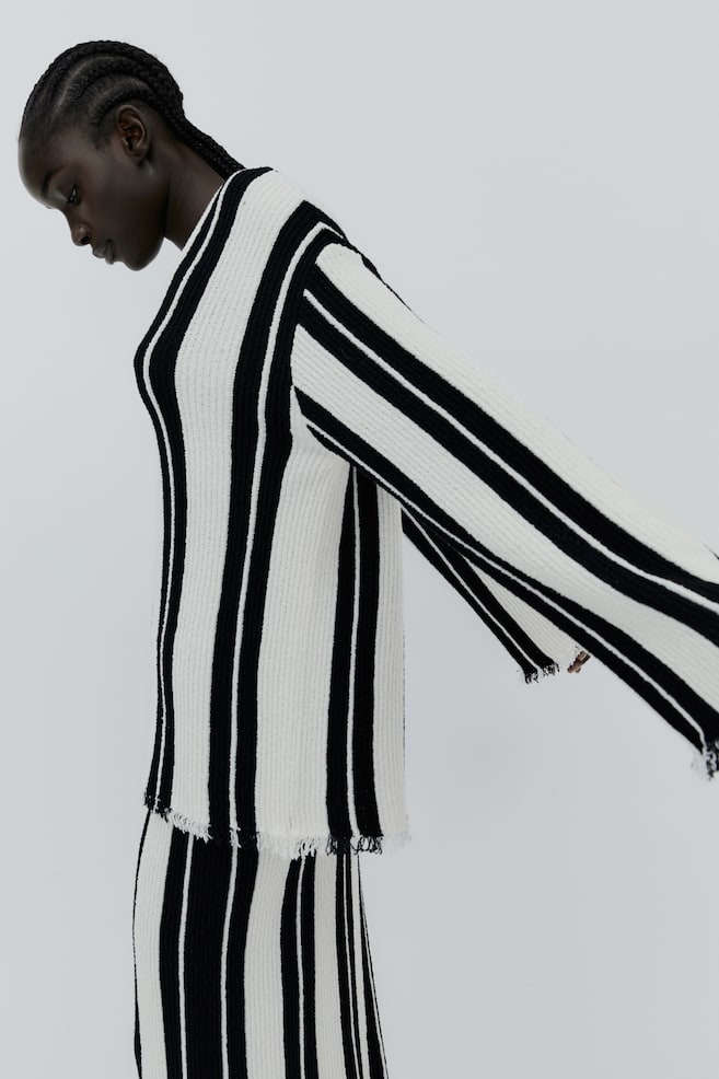 Oversized jumper - White/Black striped - 5