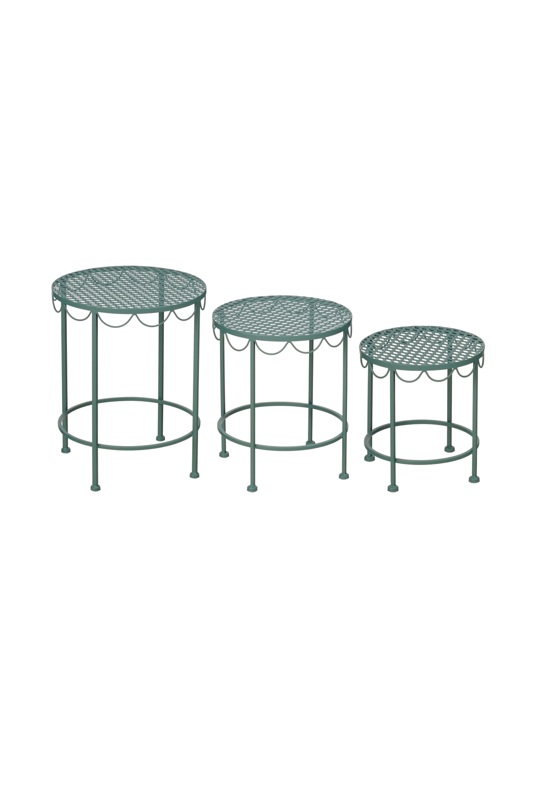Ver imagem maior: Três suportes para plantas em metal verde estão em exibição, cada um com um topo em malha circular com bordas onduladas e quatro pernas esguias. Eles variam em tamanho, com as pernas de cada suporte ligando-se a um anel circular próximo à base.