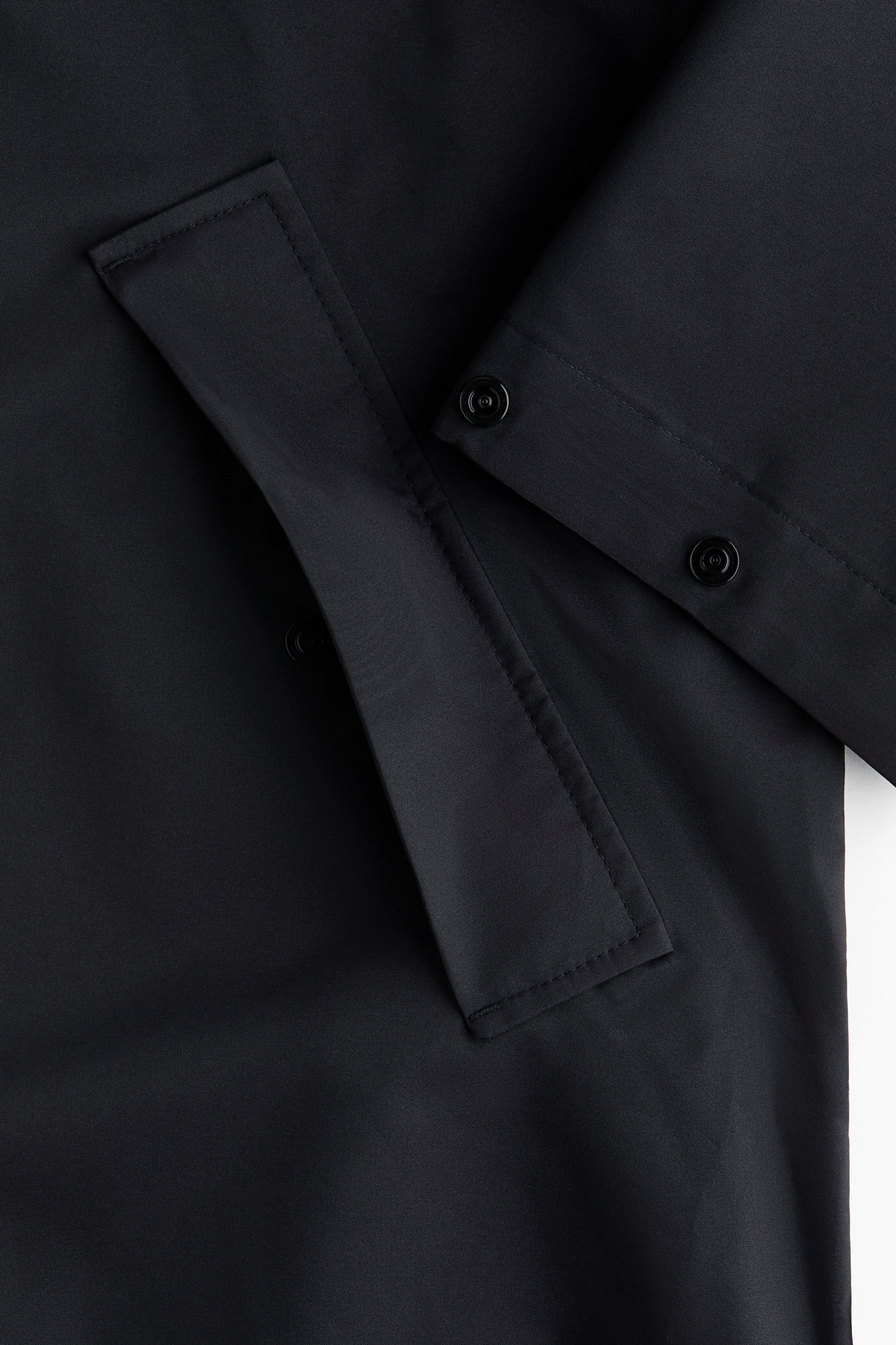Loose-Fit Raincoat with StormMove™