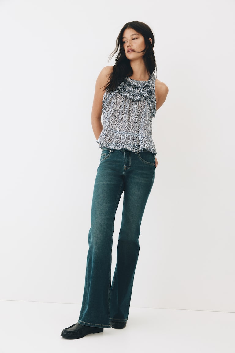 Flared Low Jeans