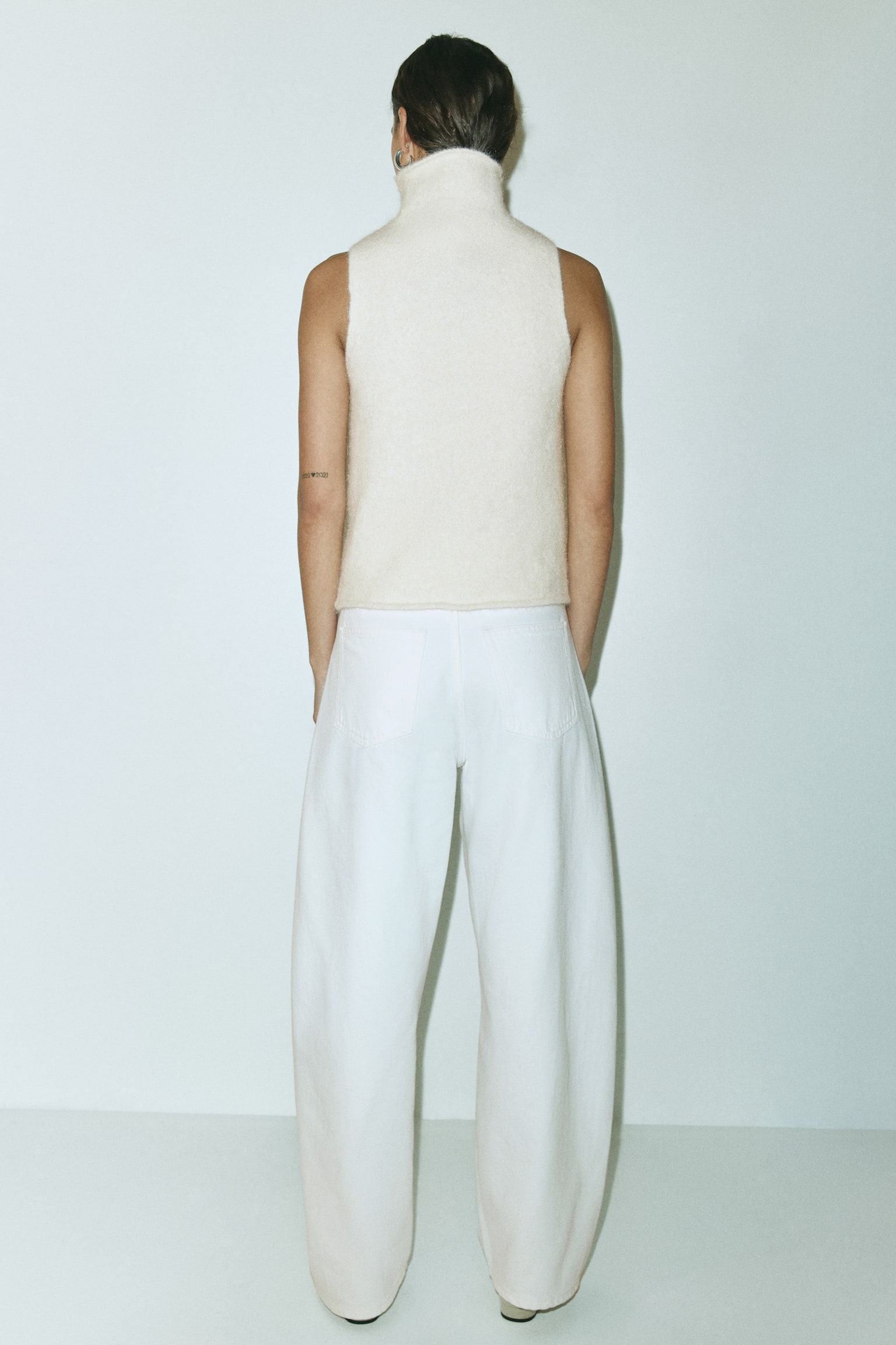 Top tricotat cu guler înalt - Crem/Maro-închis - 4