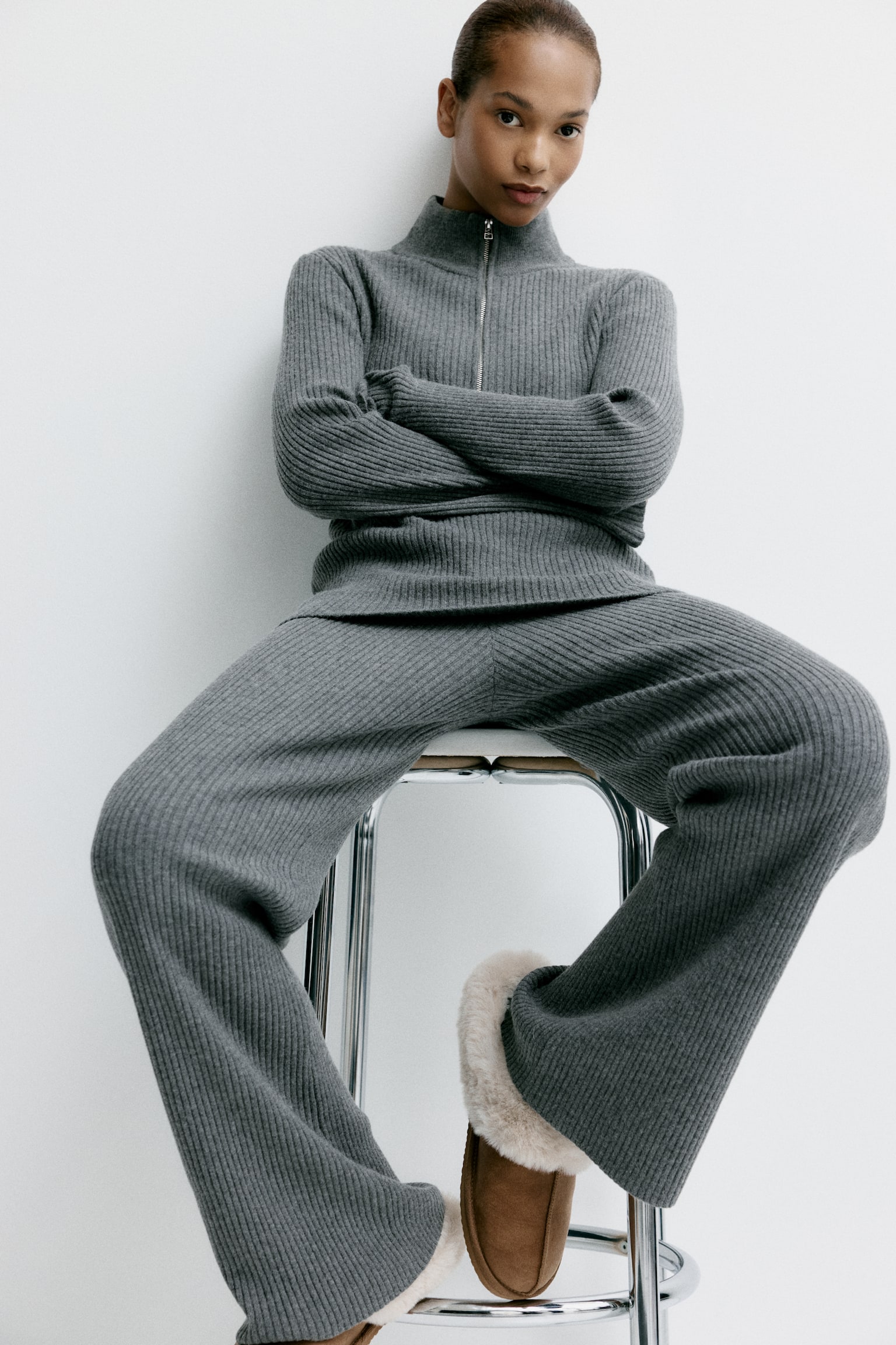 Wide rib-knit trousers - Grey marl/Dark brown - 3