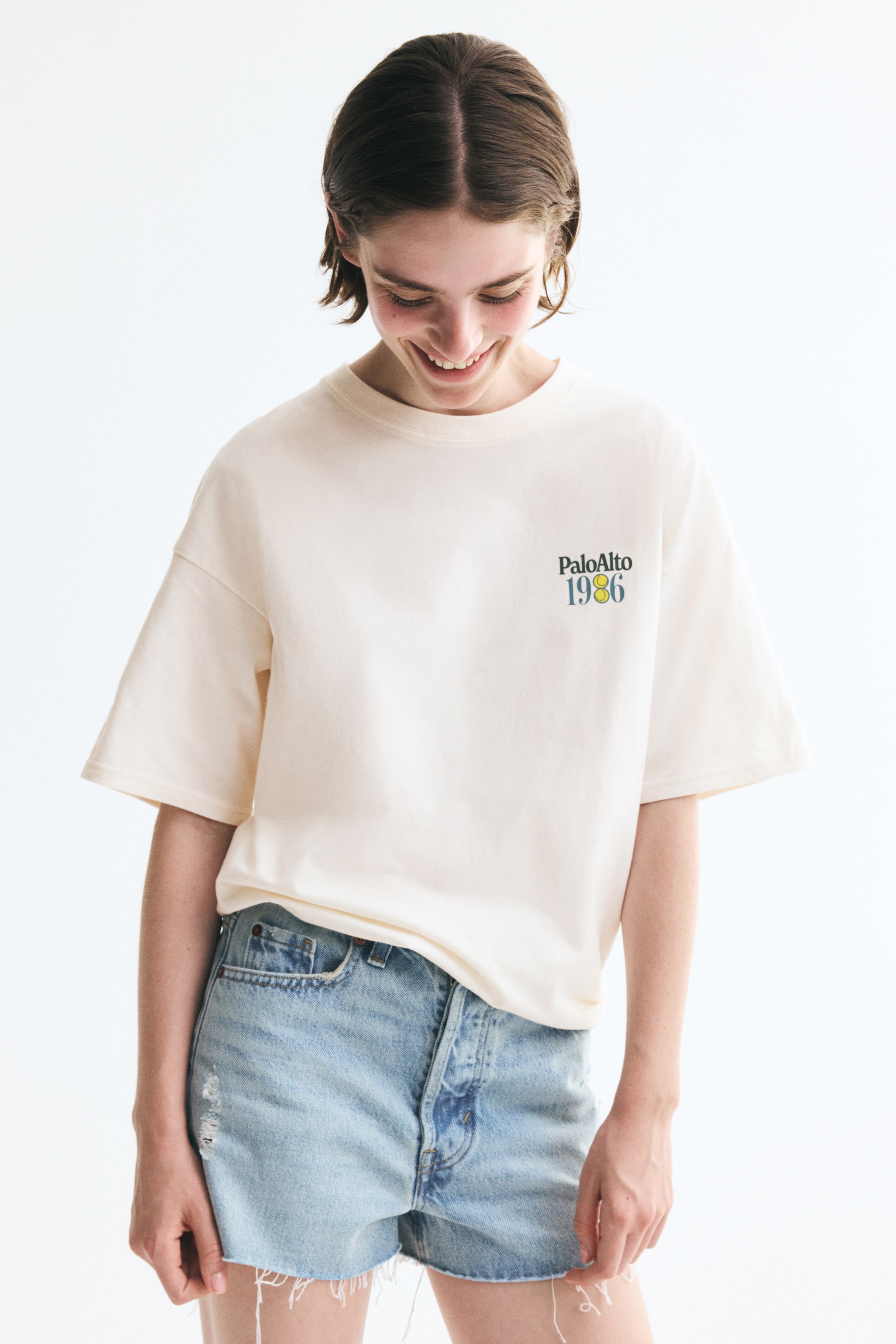 Женские футболки H&M Oversized Printed T-Shirt — фото 6