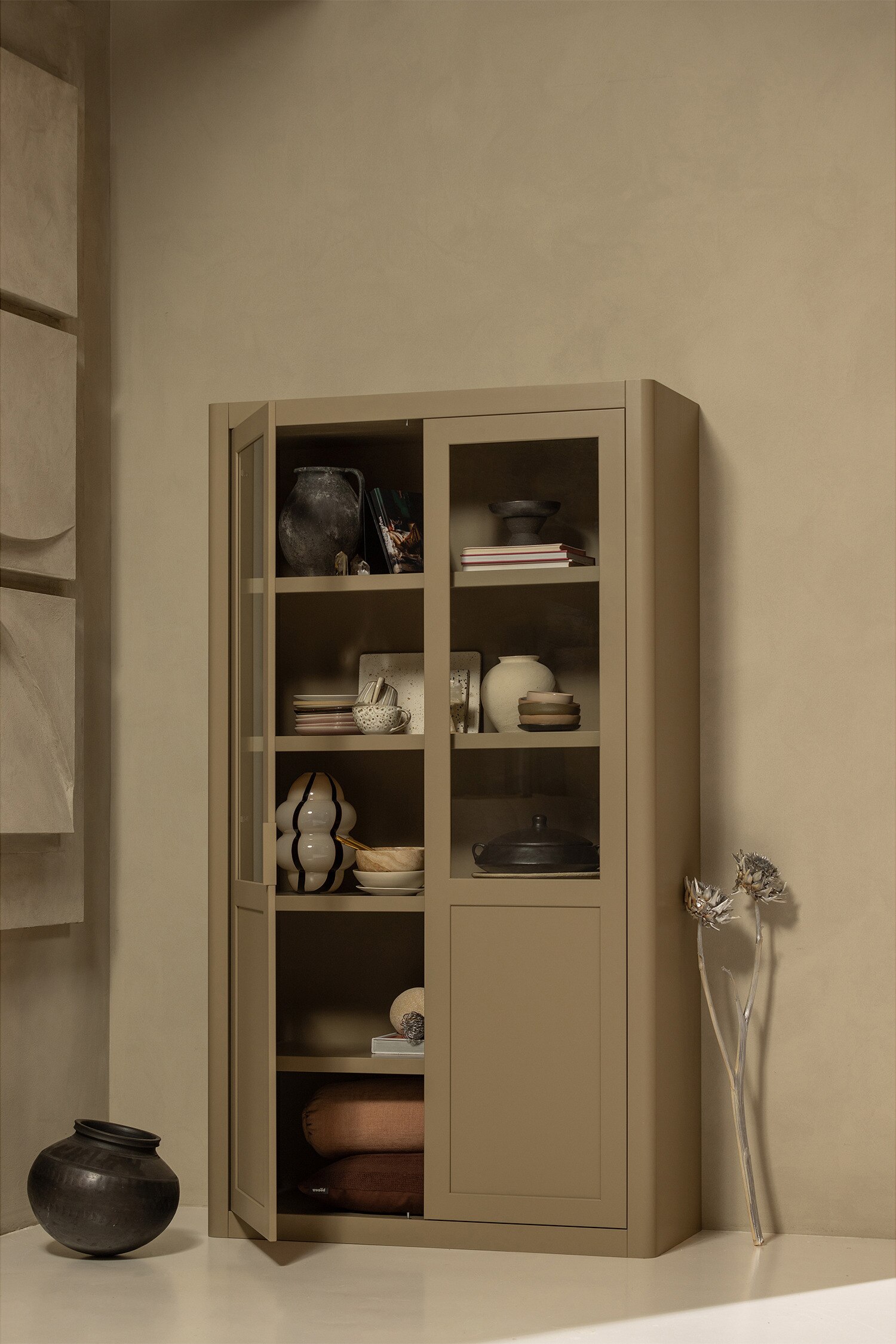 Gunnar Showcabinet - Brown/Black