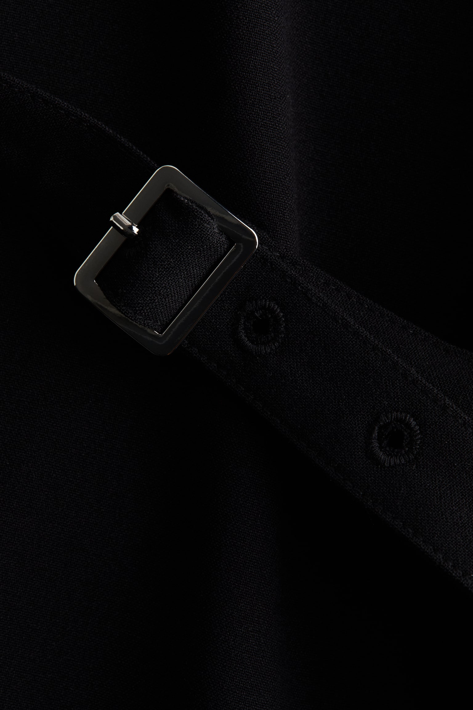 벨티드 슬리브리스 탑 - 블랙 - 3