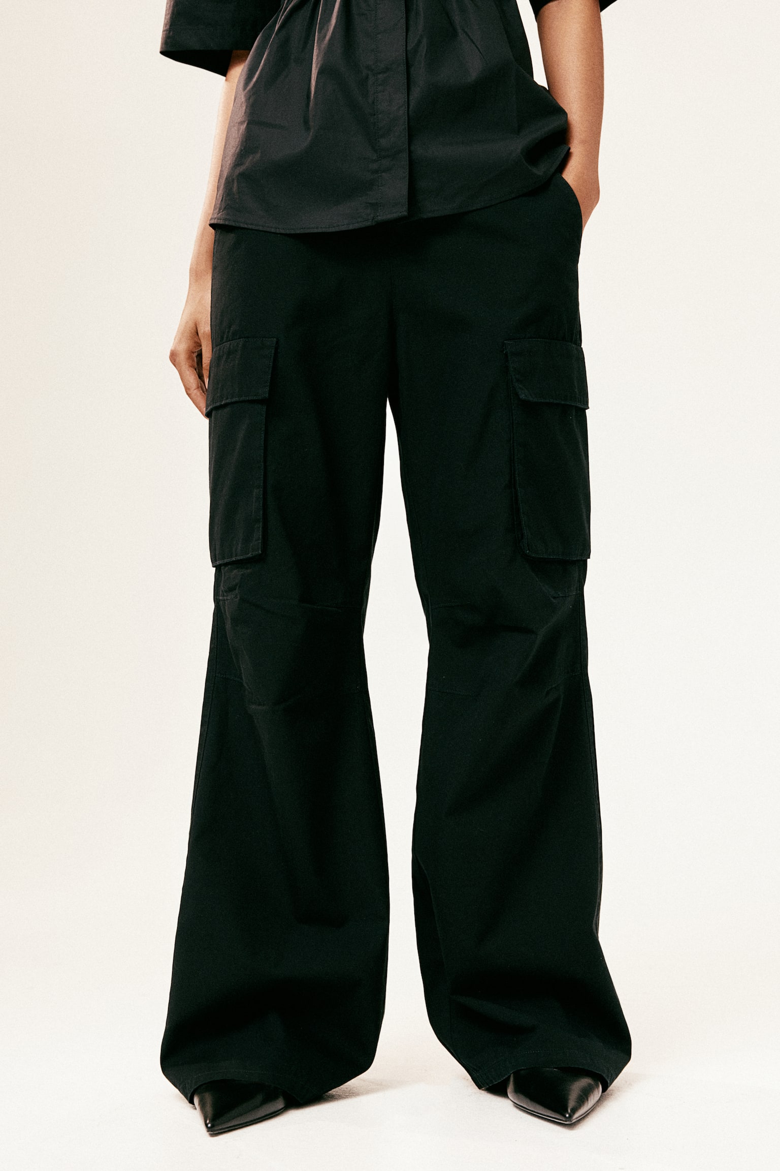 Canvas cargo trousers - Black/Dark khaki green/Light dusty green/Light beige/Light grey/Dark grey - 7