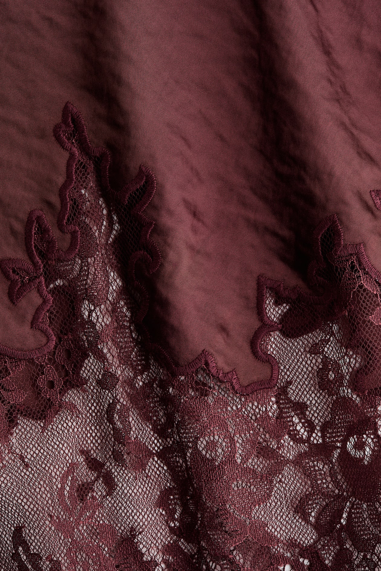 Lace-Trimmed Satin Skirt - image 4