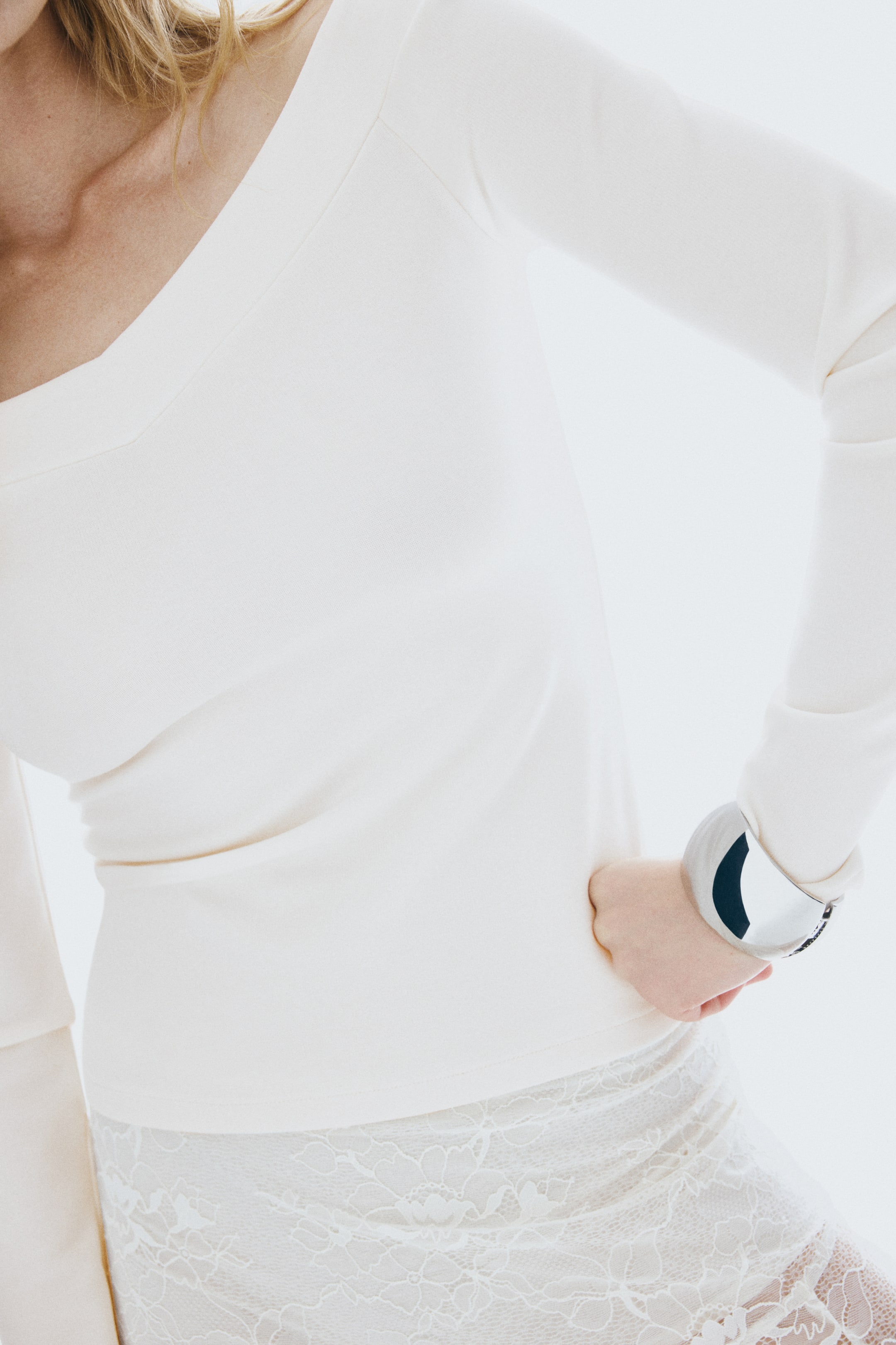 Zobacz większy obraz: Top z odkrytymi ramionami - Biały - ONA | H&M PL 2