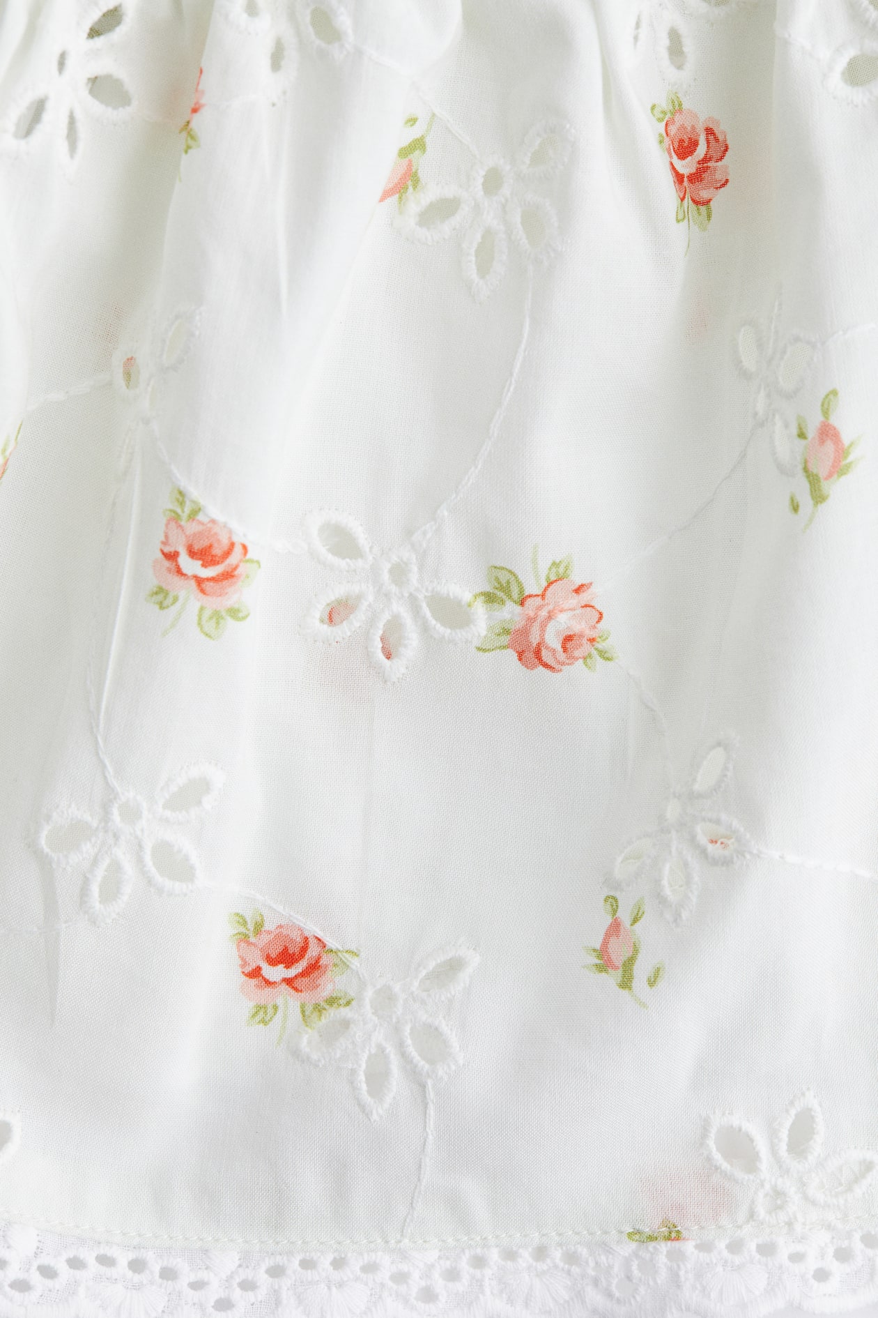 Broderie anglaise strappy top - image 2
