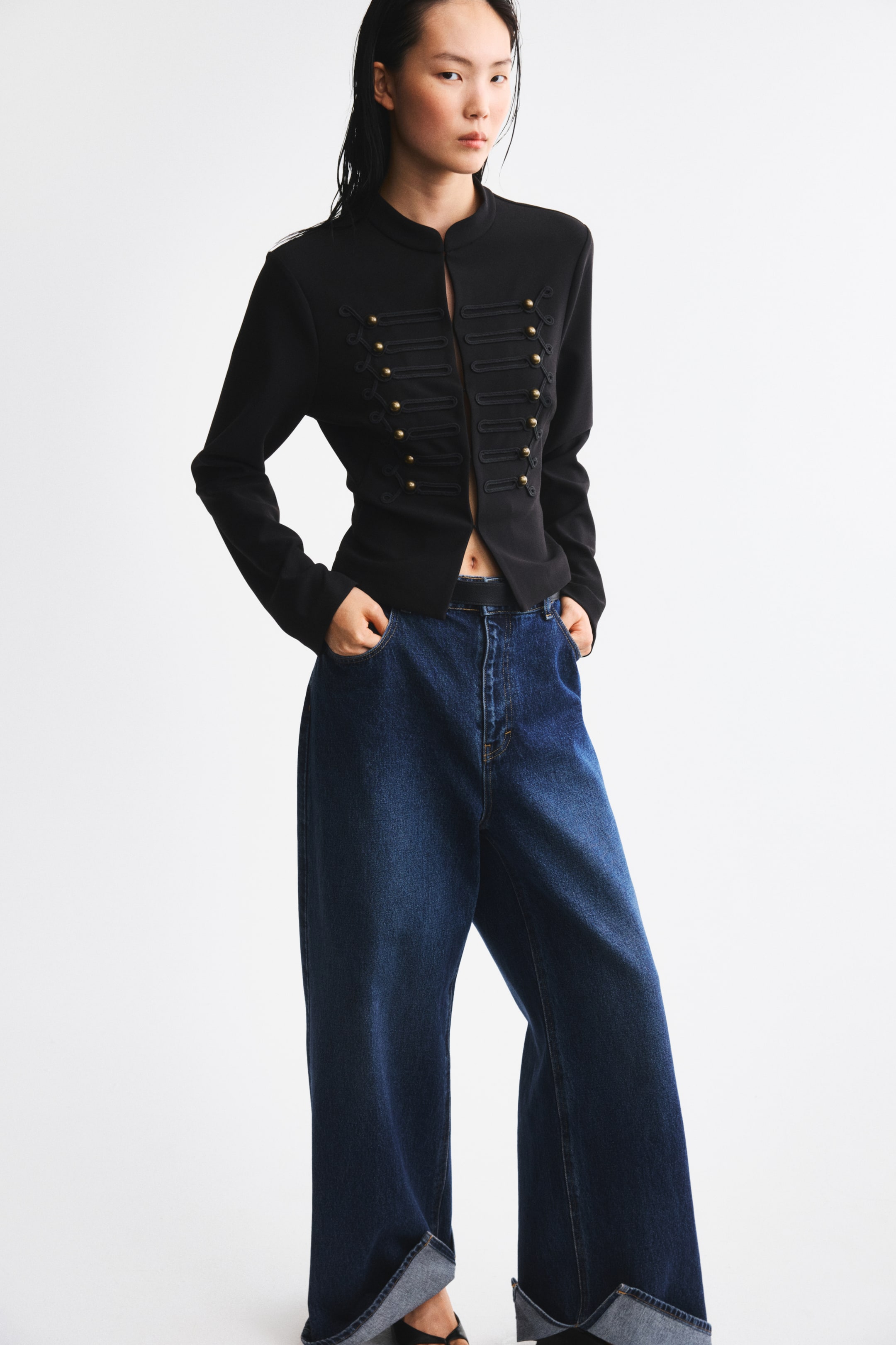Женские куртки H&M Crêpe Jersey Jacket — фото 4