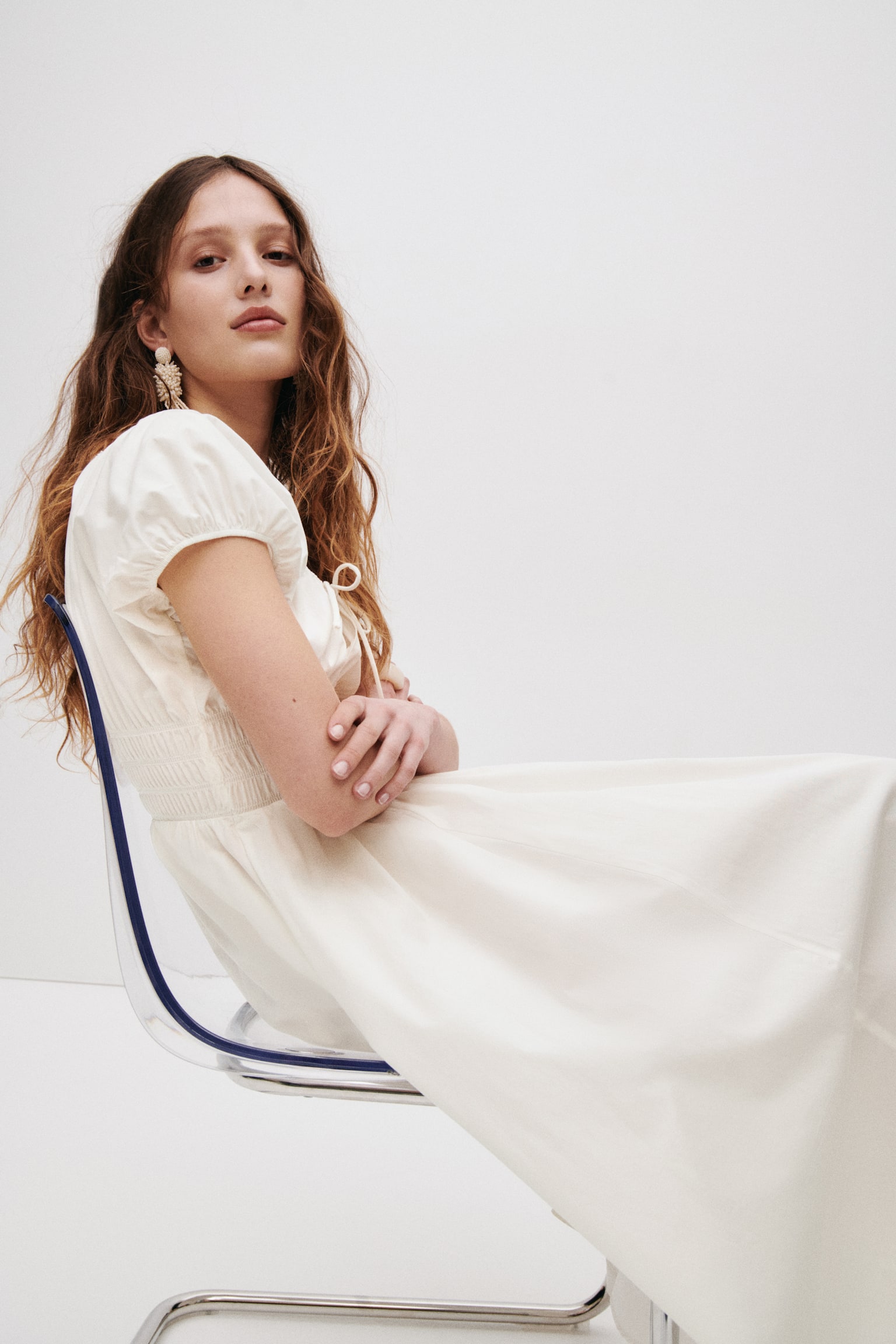 Smocked-waist dress - White - 5
