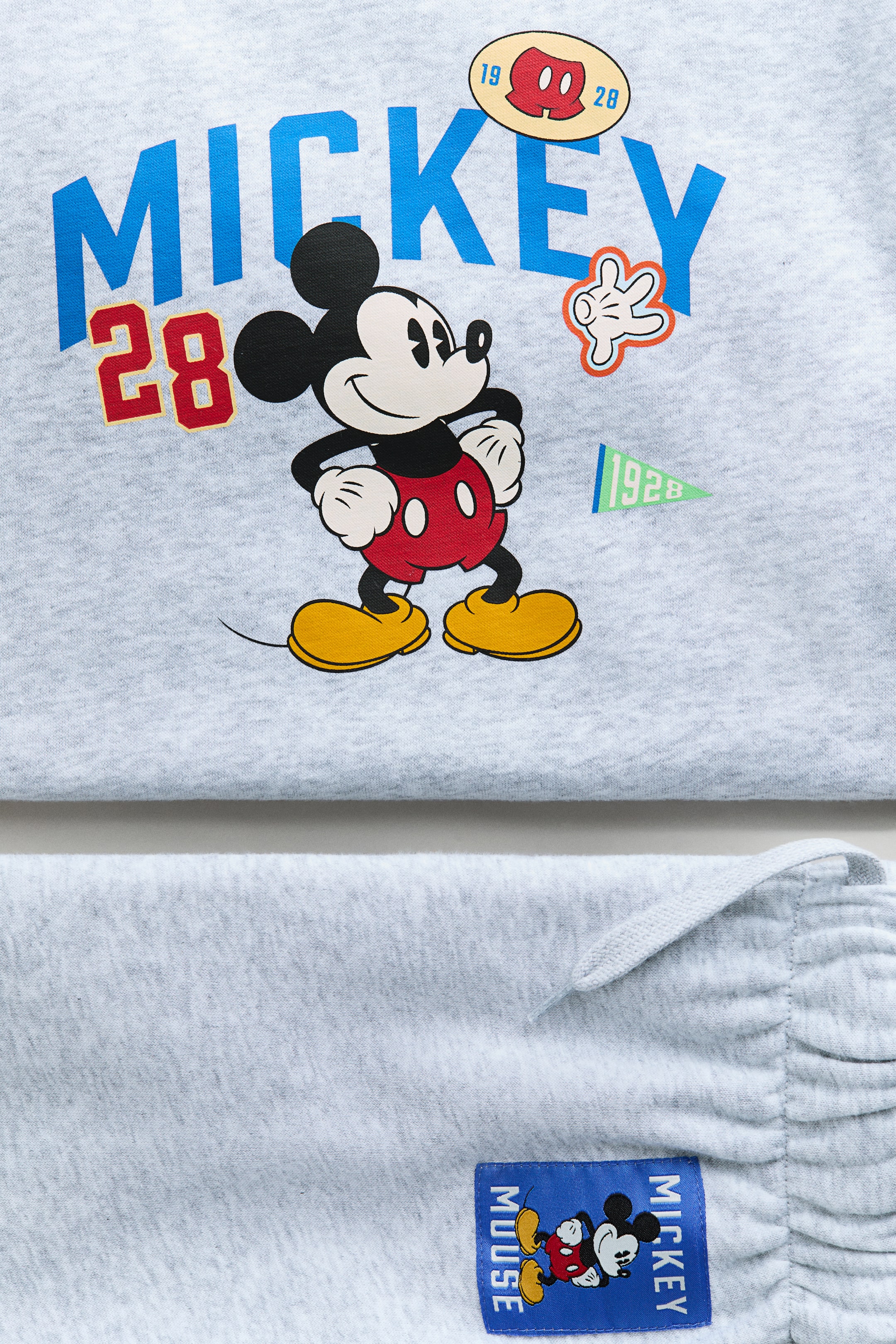 Детские топы H&M 2-Piece Printed Sweatshirt and Joggers Set — фото 2