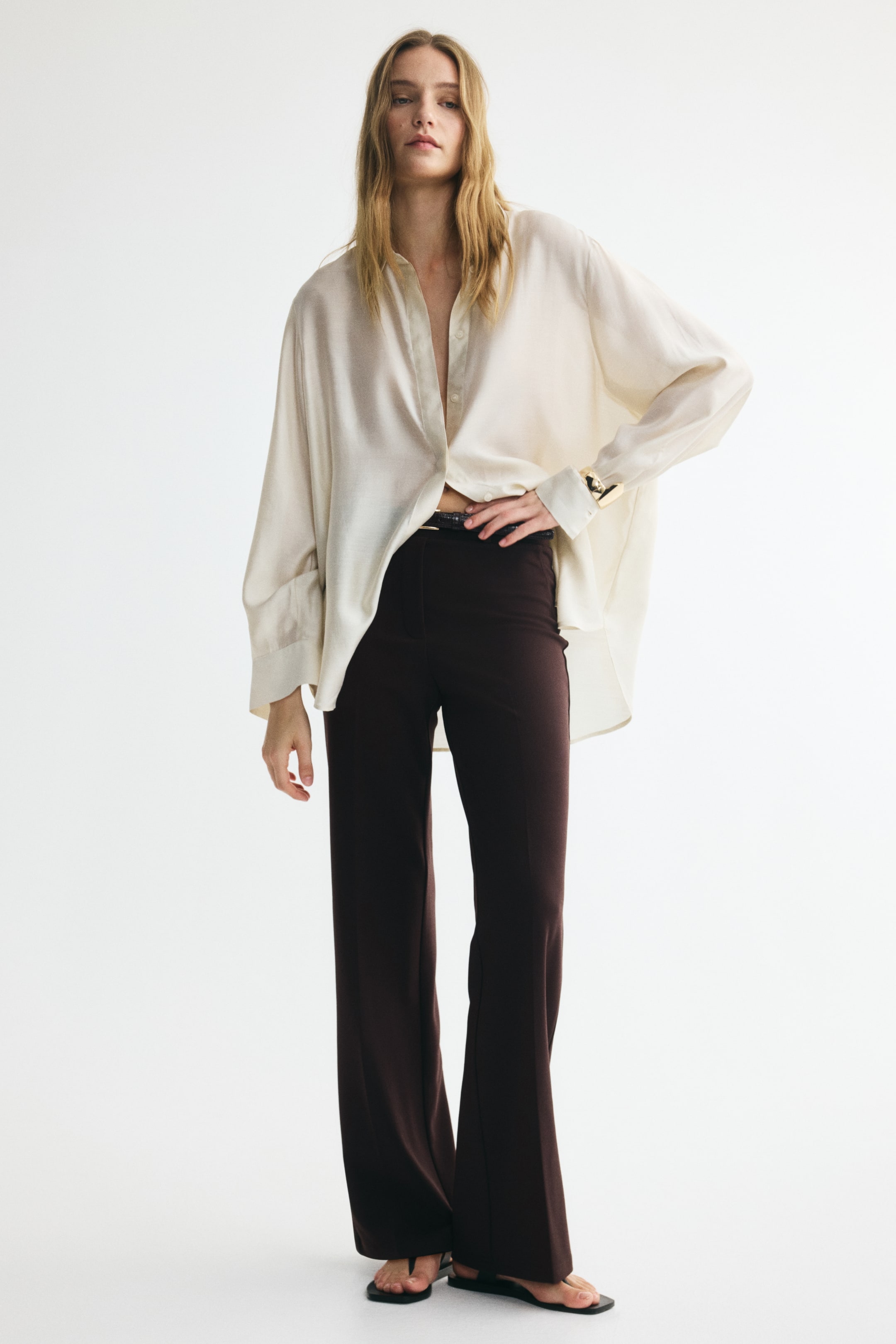 Pantalon droit avec ceinture
