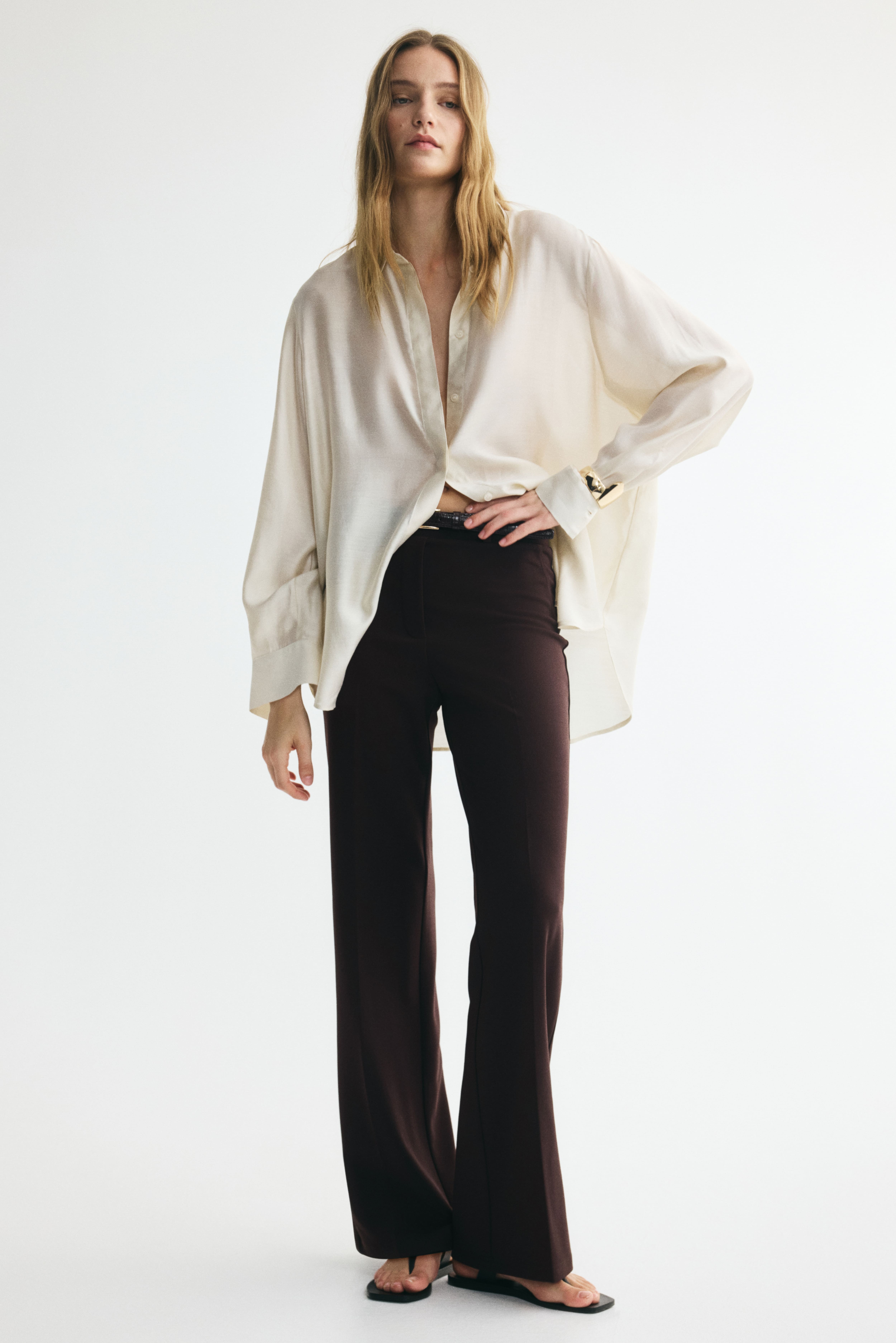 Pantalon droit avec ceinture