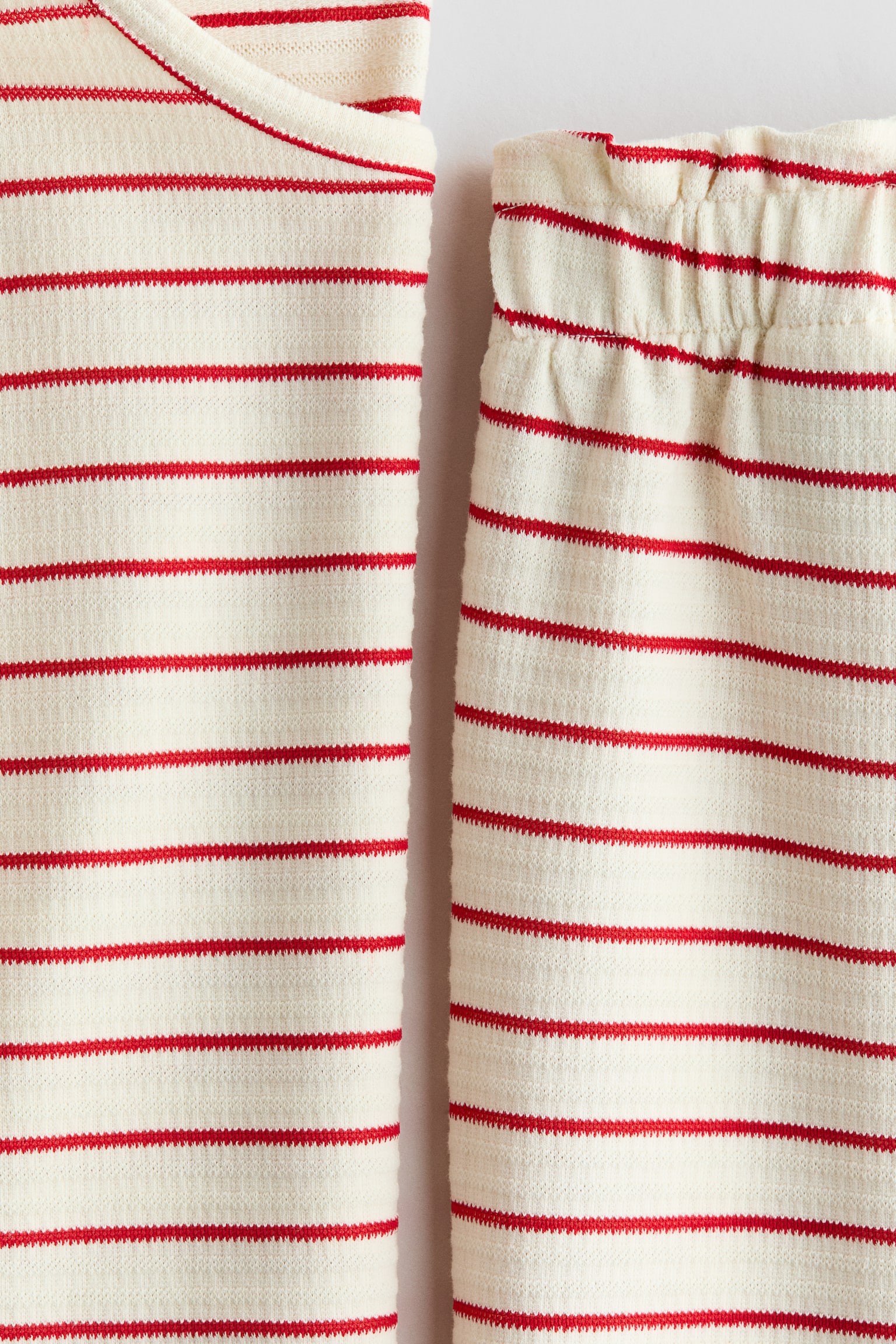 Set 2 pezzi in jersey strutturato - Crema/rosso righe/Bianco/fiori/Crema/nero righe - 2