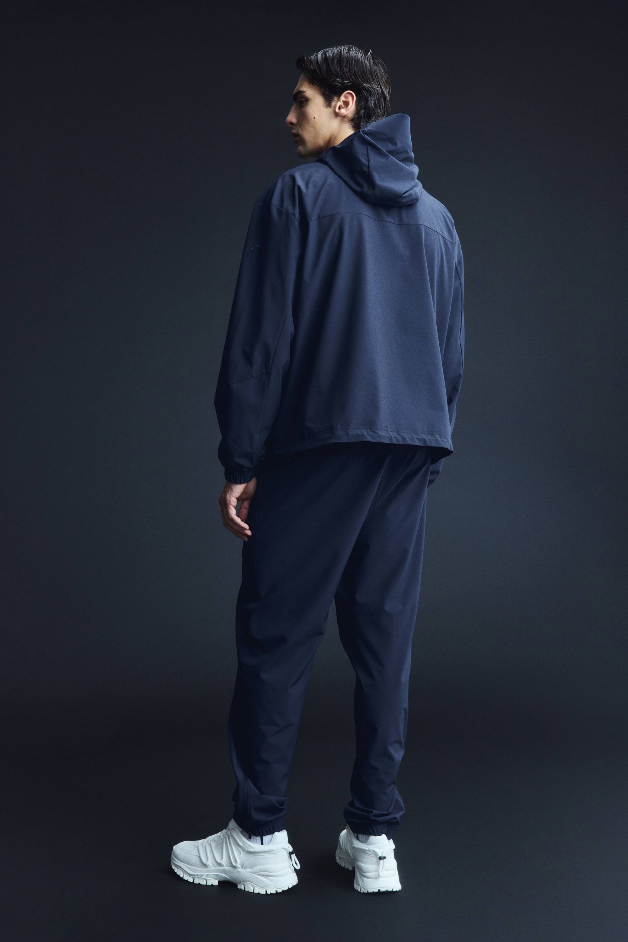 View larger image: Loose-Fit Activewear Jacket with DryMove™ - Dark navy blue - Men | H&M CA 5