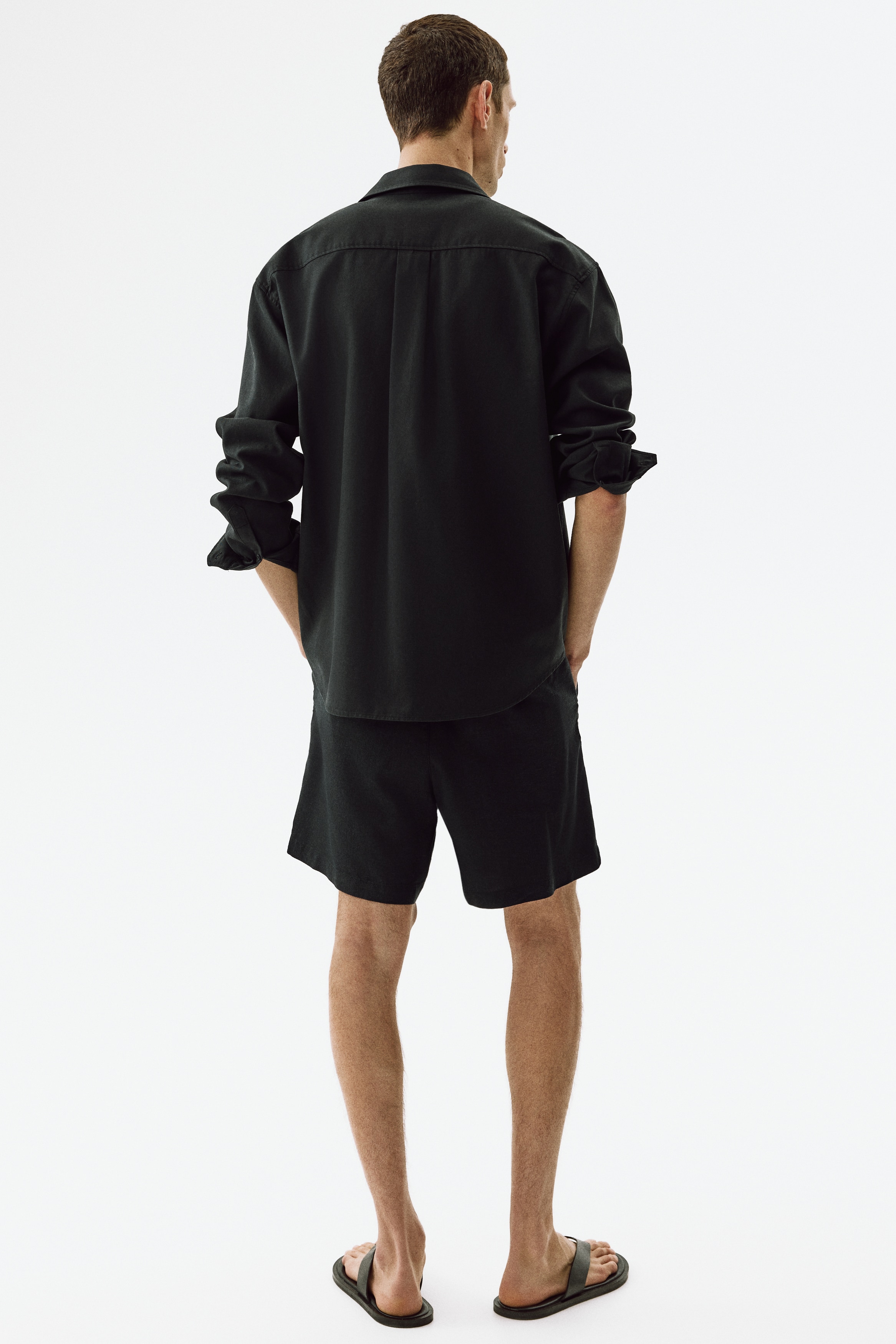 Relaxed Fit Linen-blend shorts