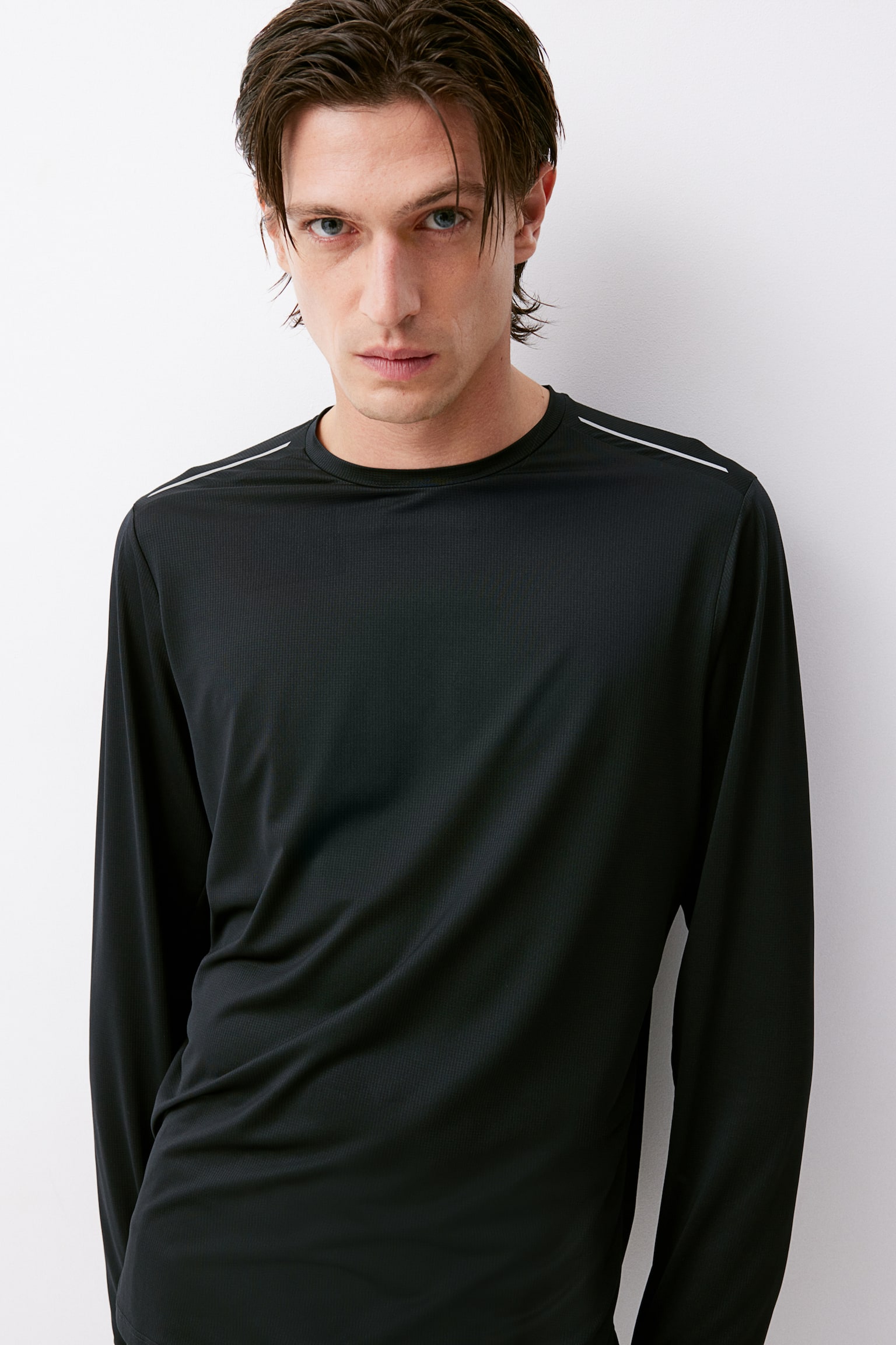 Regular Fit Lightweight running top in DryMove™ - Black/Dark green/Patterned - 3