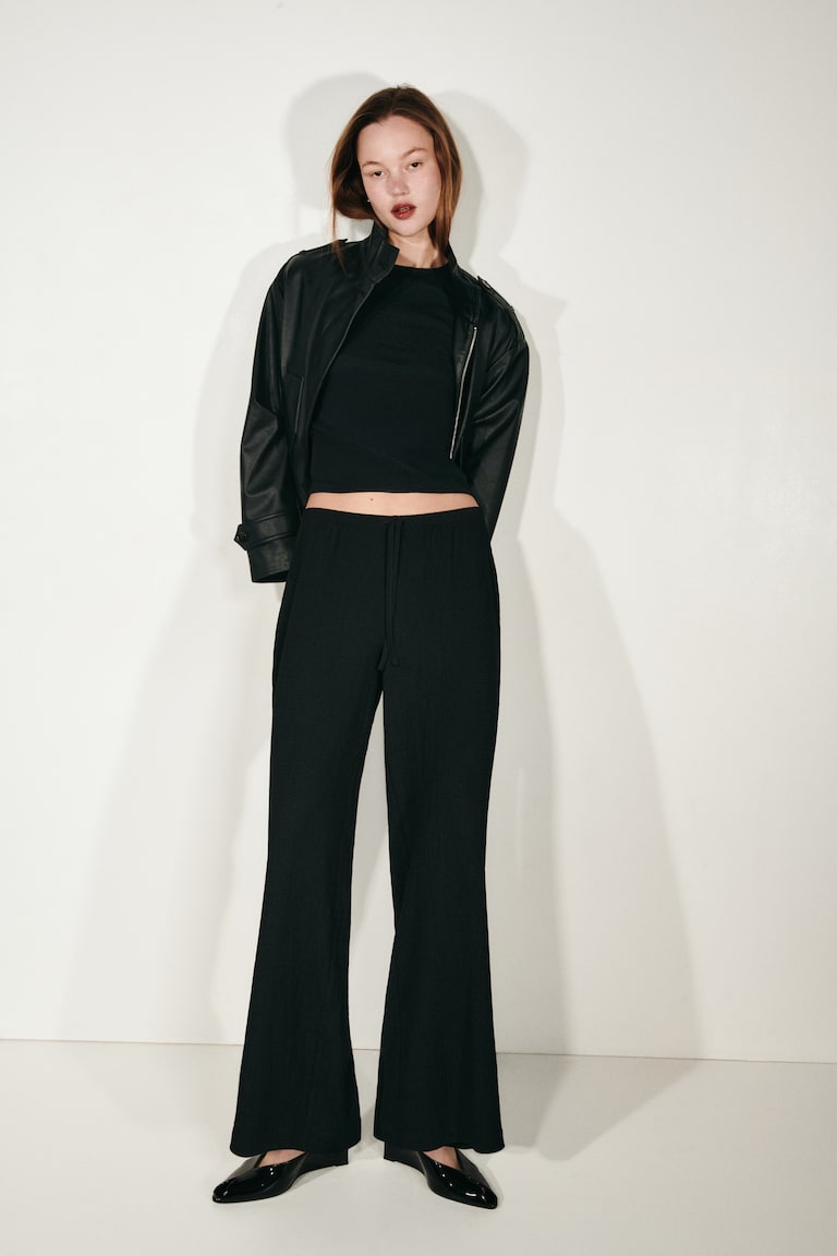 Pantalone od reljefnog žerseja