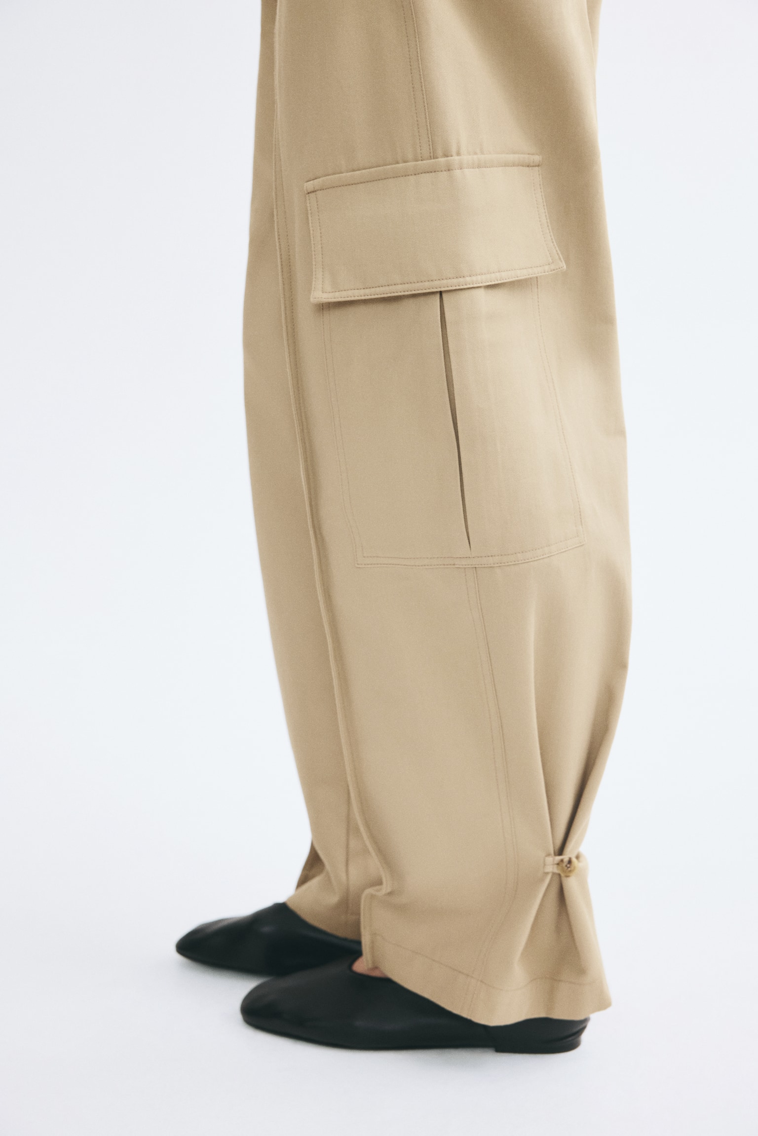Женские брюки H&M Barrel-Leg Cargo, цвет: Бежевый — фото 3