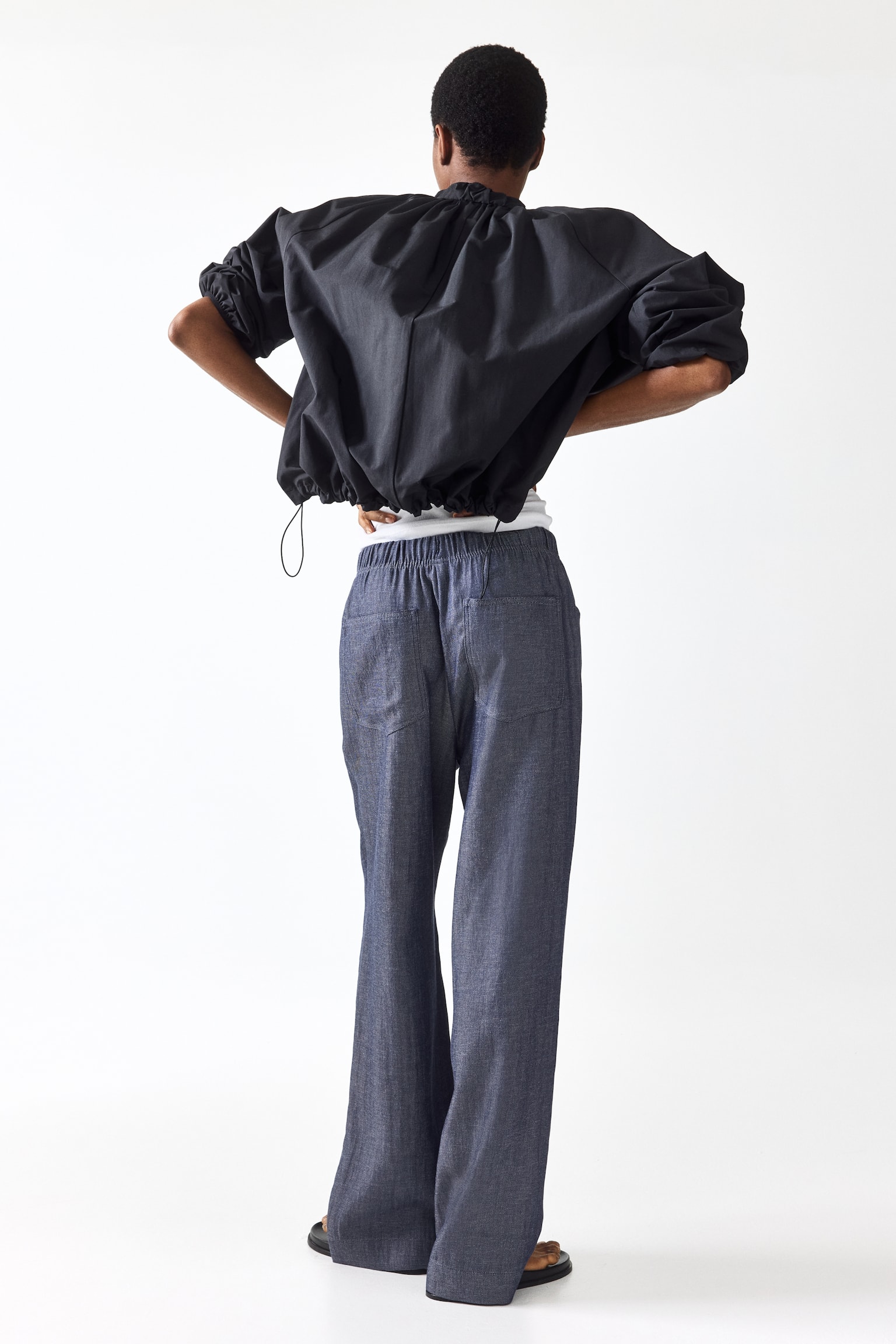 Straight drawstring trousers - Dark denim blue/Dark beige - 6