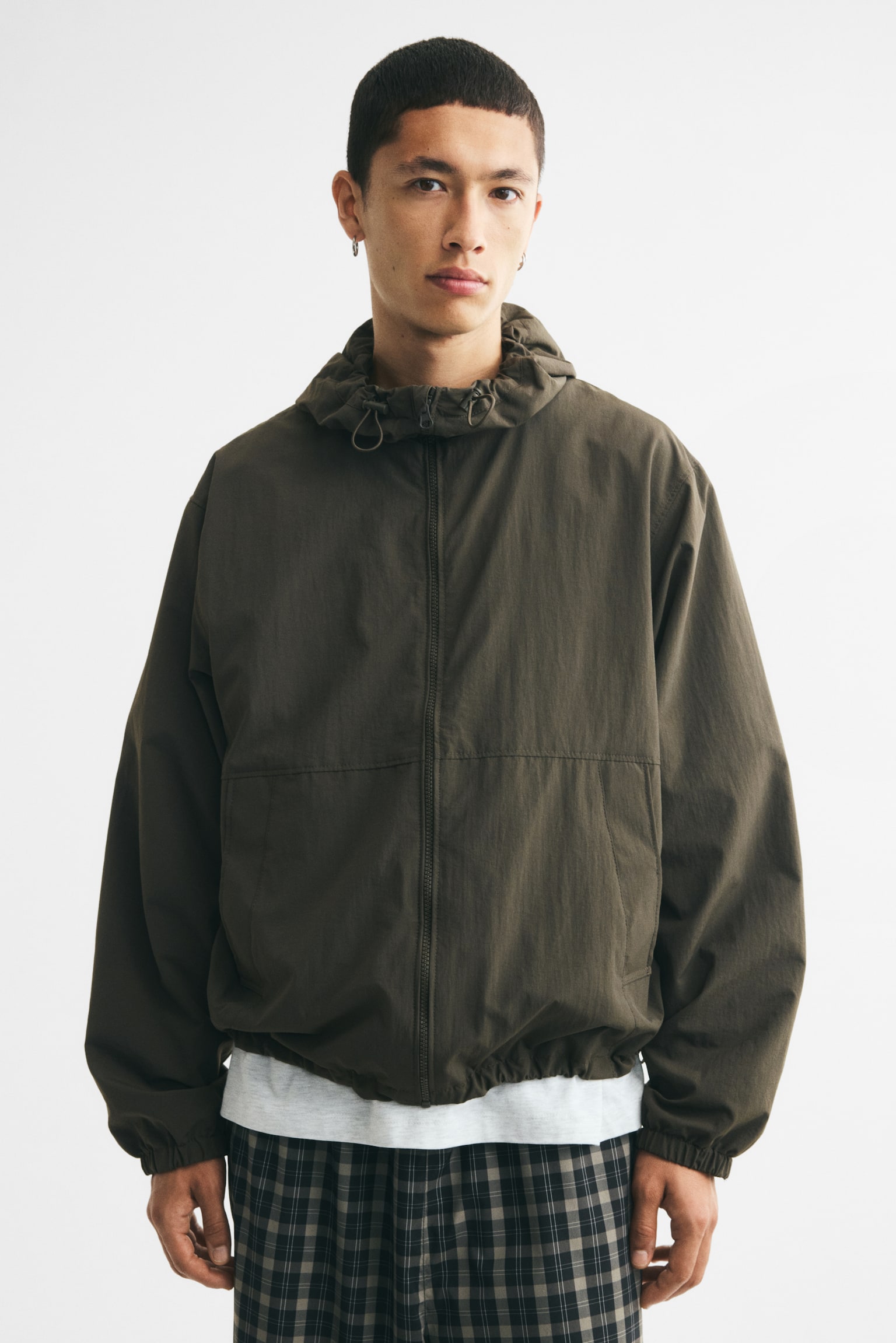 Water-repellent nylon windbreaker - Dark khaki green/Black/Dark grey/Dark mole - 1