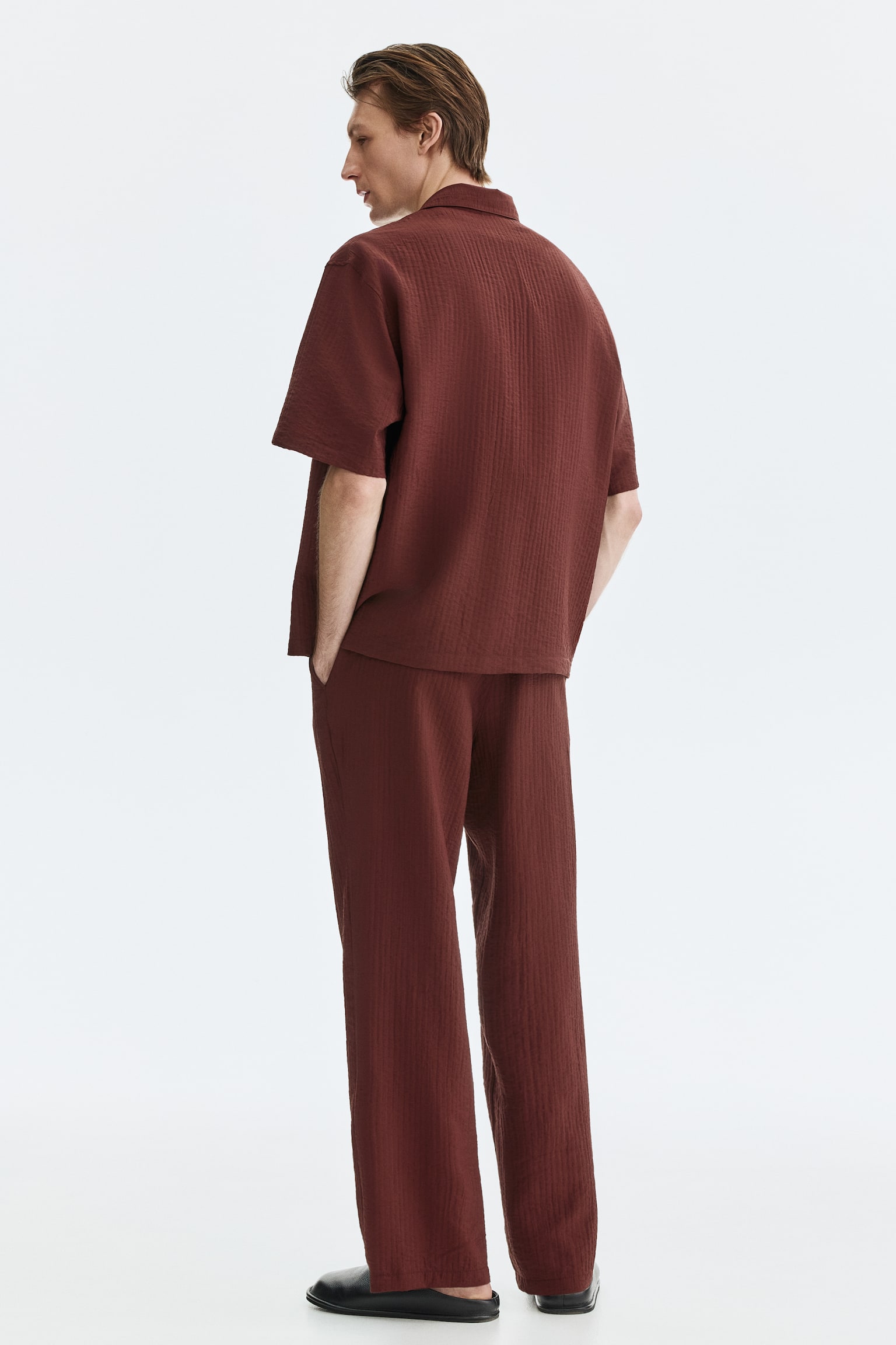 Quần dài vân nổi Relaxed Fit - Màu đỏ rượu/Màu trắng/Màu đen/Màu xanh kaki - 7