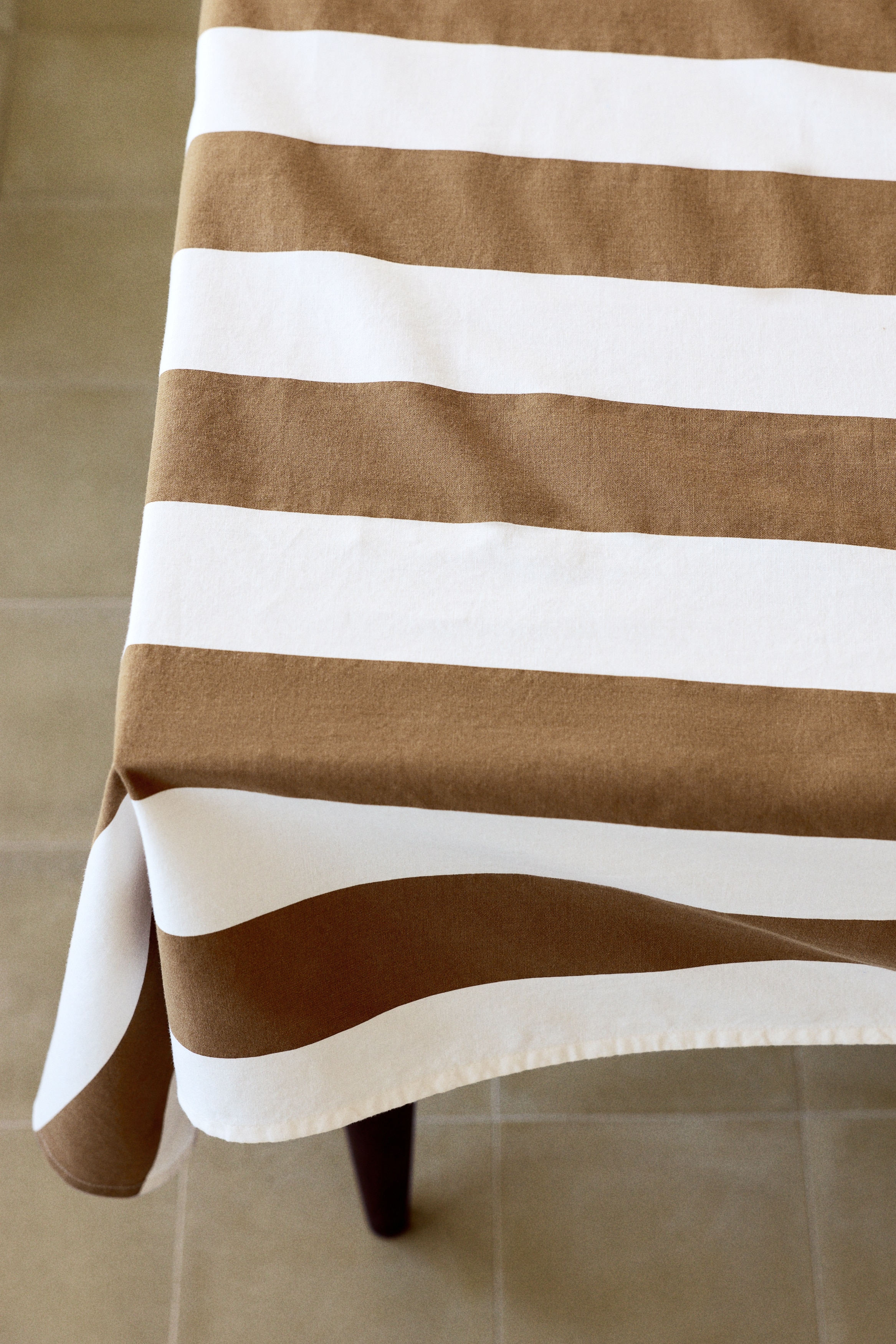 Striped Cotton Tablecloth - Dark beige/striped/Dark green/striped/Bright red/striped/Blue/striped