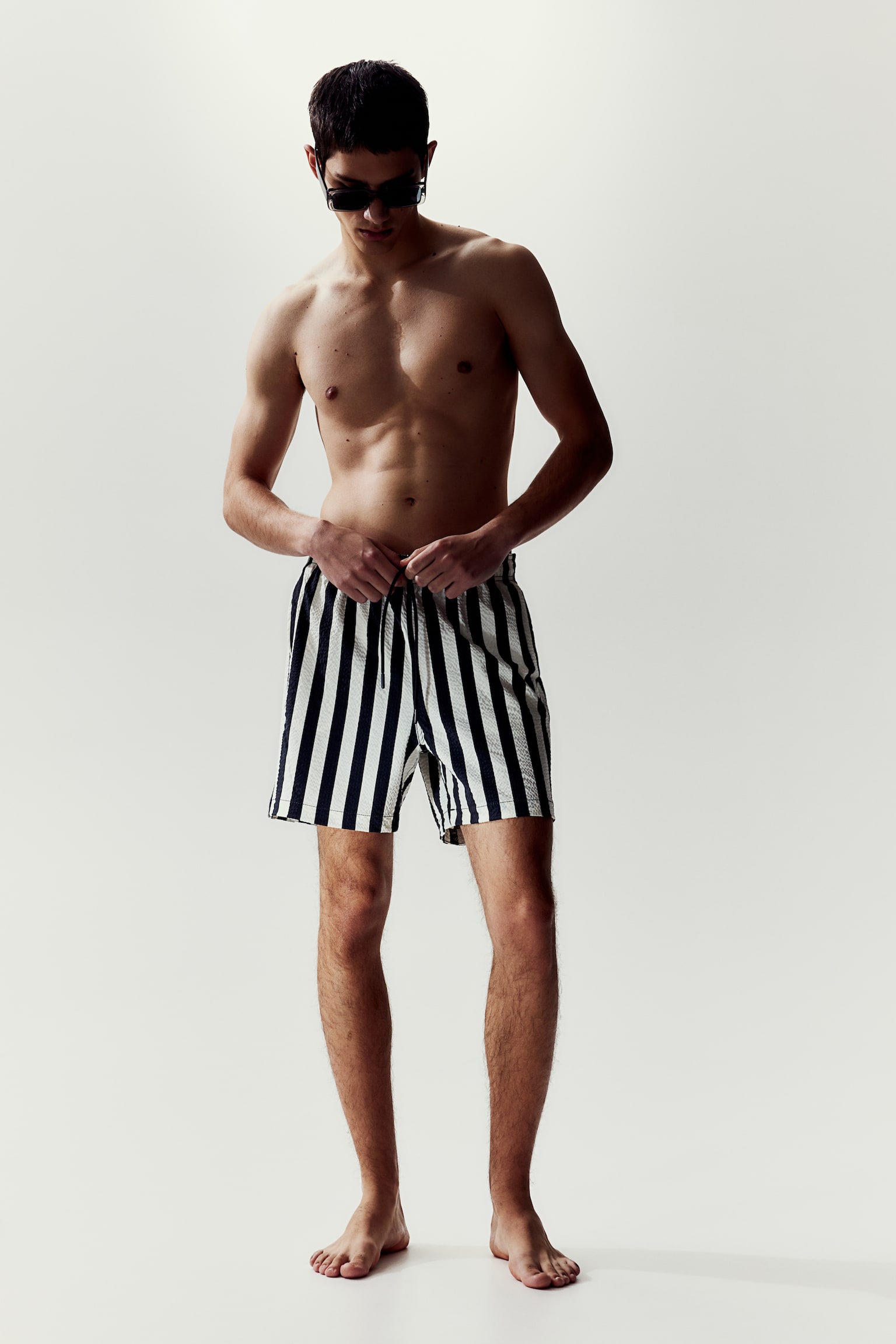 Seersucker swim shorts - Black/White striped/Red/Striped/Grey/Striped/Blue/Striped - 5