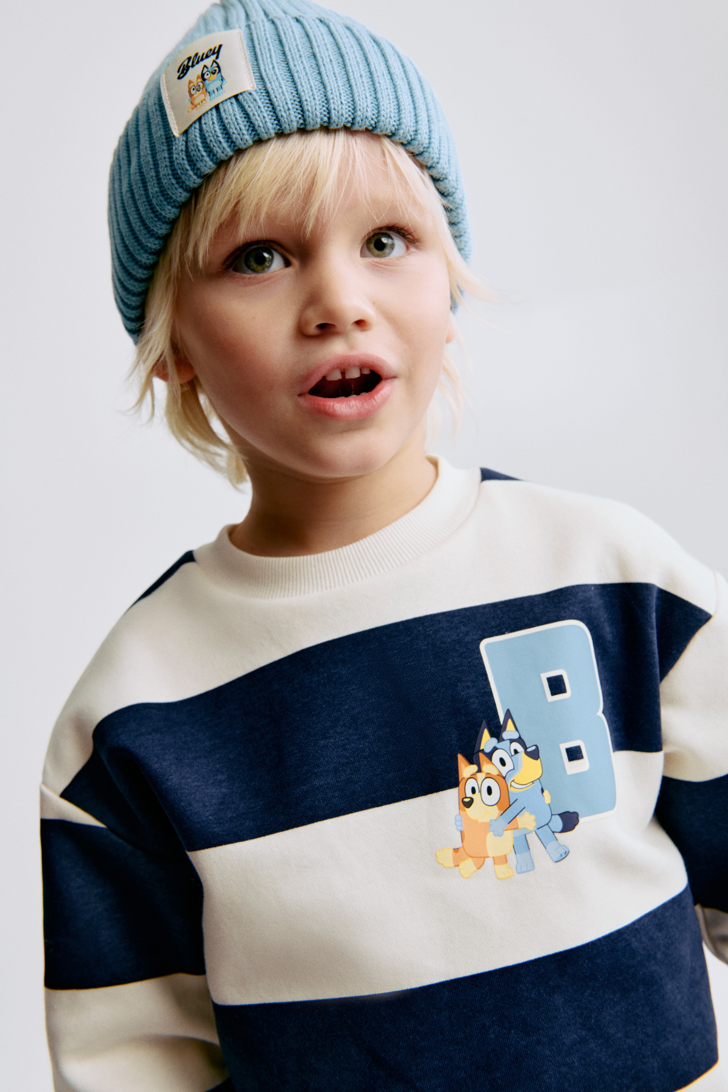 加大碼圖案運動衫 - 海軍藍/妙妙犬布麗/白色/Minecraft/淺藍色/米老鼠/白色/樂高/海軍藍/漫威漫畫/海軍藍/漫威漫畫/白色/SmileyWorld®/綠色/史努比