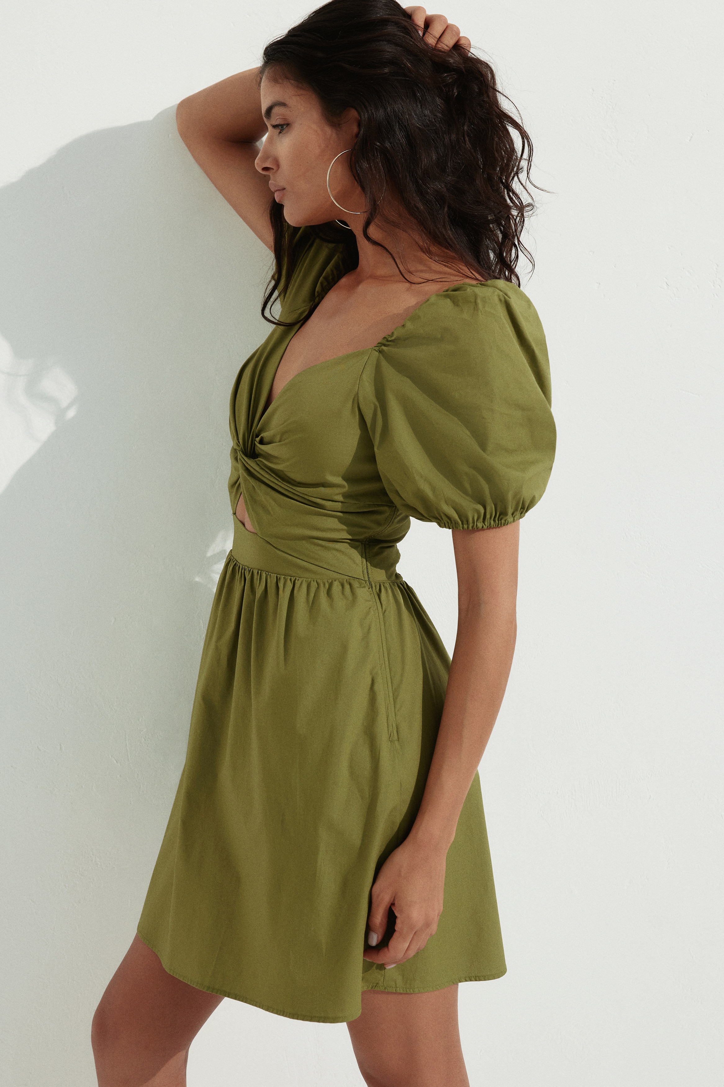 Green Dresses | Emerald Green Dresses & More | H&M GB