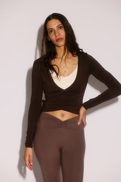 Sports wrap top in modal