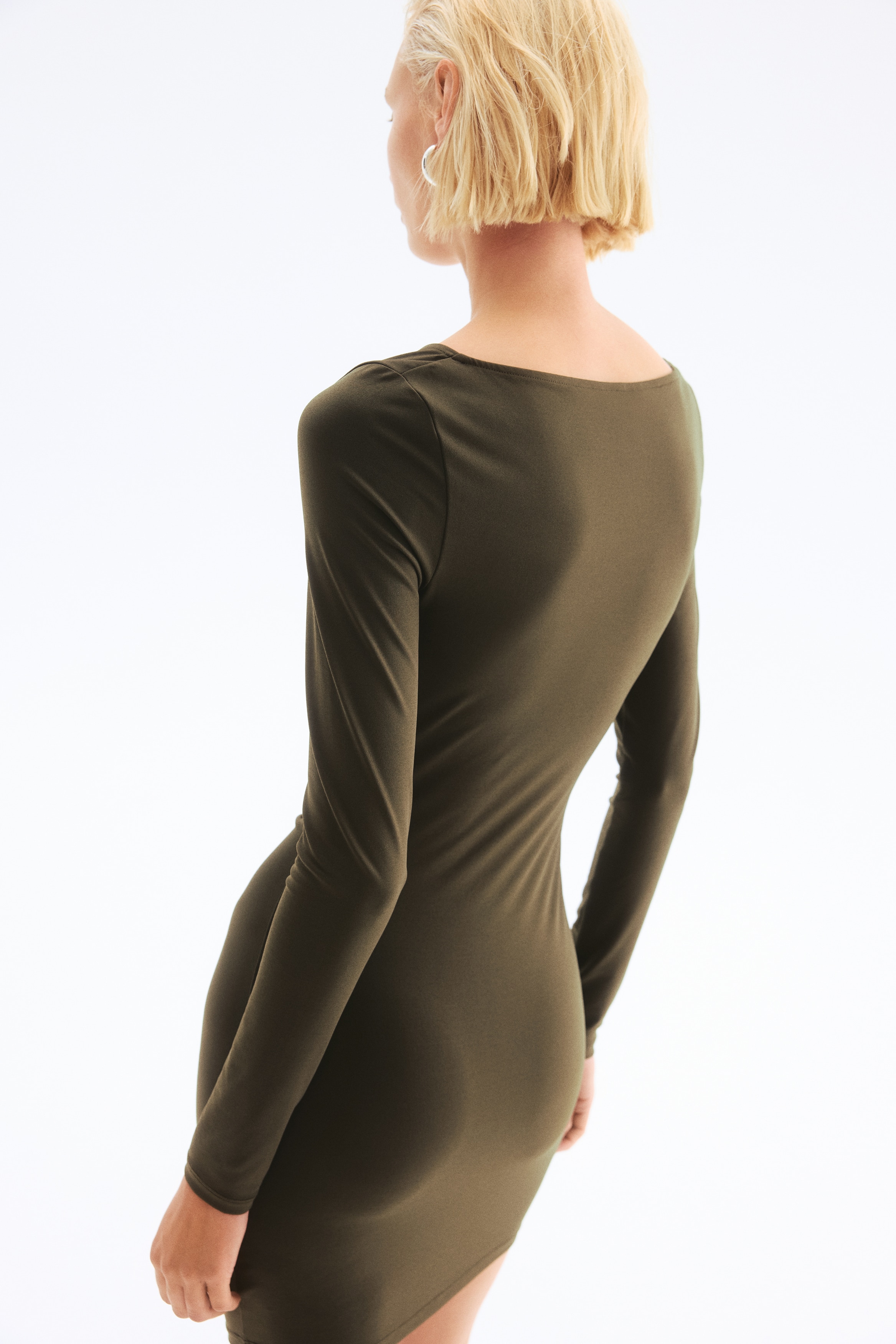 green emerald velvet dress H&M Long Sleeve Midi metal Green Dress Small