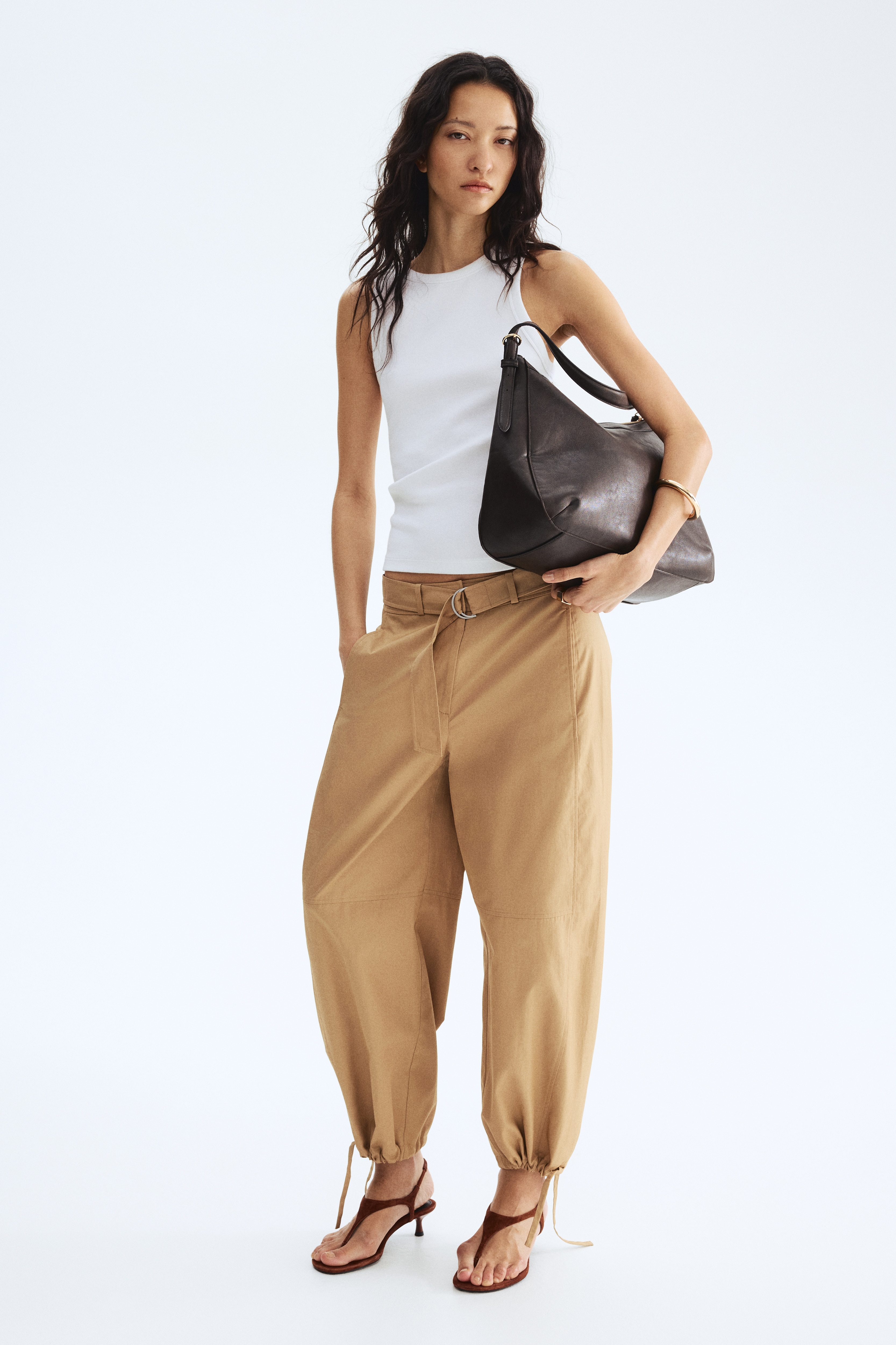 Katoenen broek met ceintuur - Beige/Kakigroen