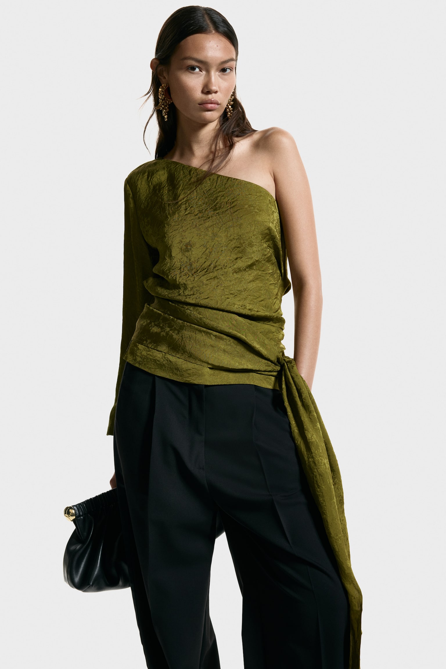 Jacquard-weave one-shoulder blouse - Zlatě olivová - 2