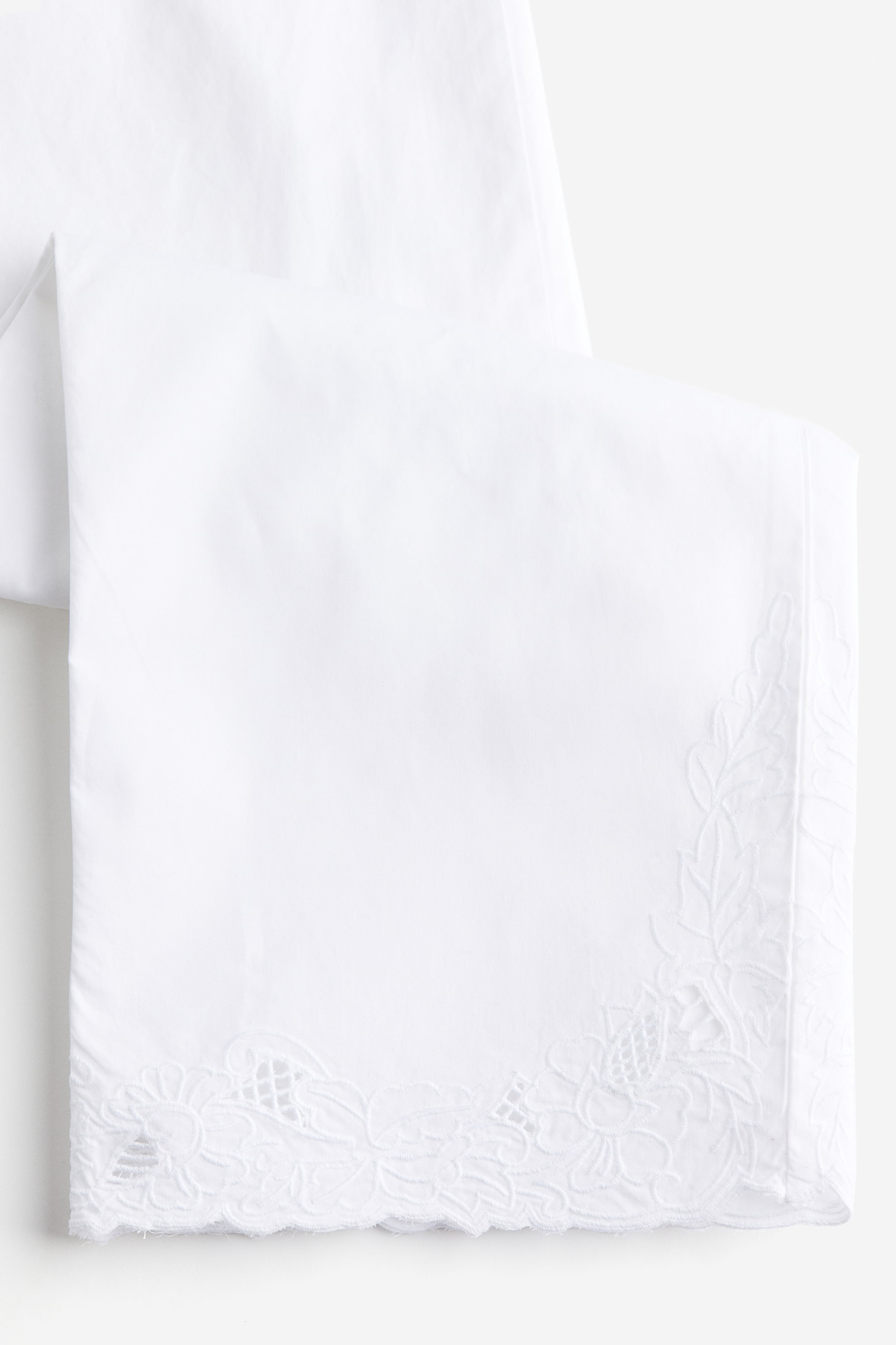 Broderie anglaise pyjamas - Long sleeve - Long - White - Ladies | H&M GB