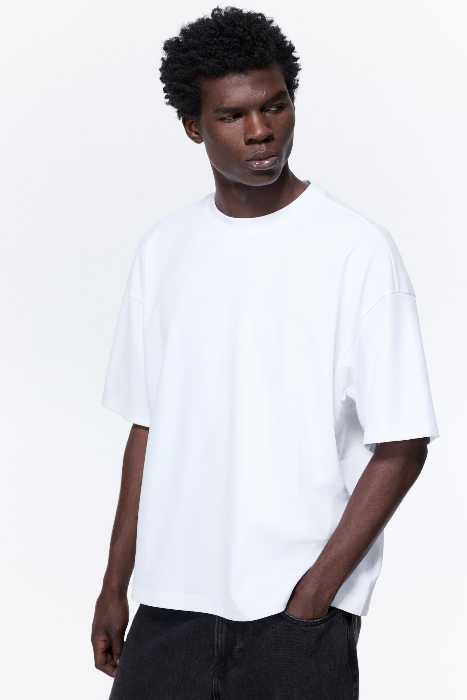 טישירט Oversized Fit - לבן/בז' כהה/אפור/שחור - 2