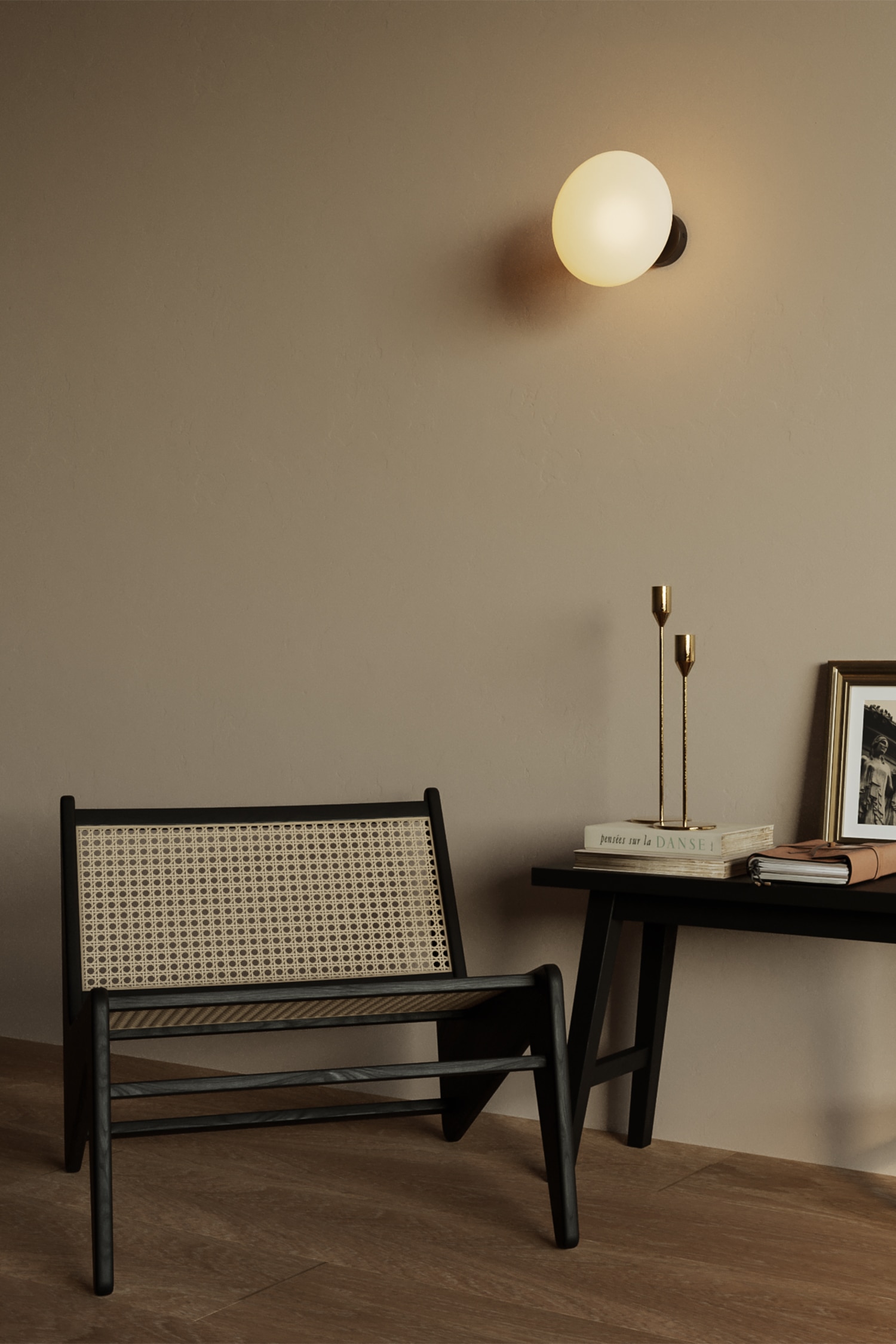 Idra Metal Wall Sconce With Light Bulb - Black/Brushed Bronze/Brushed Titanium