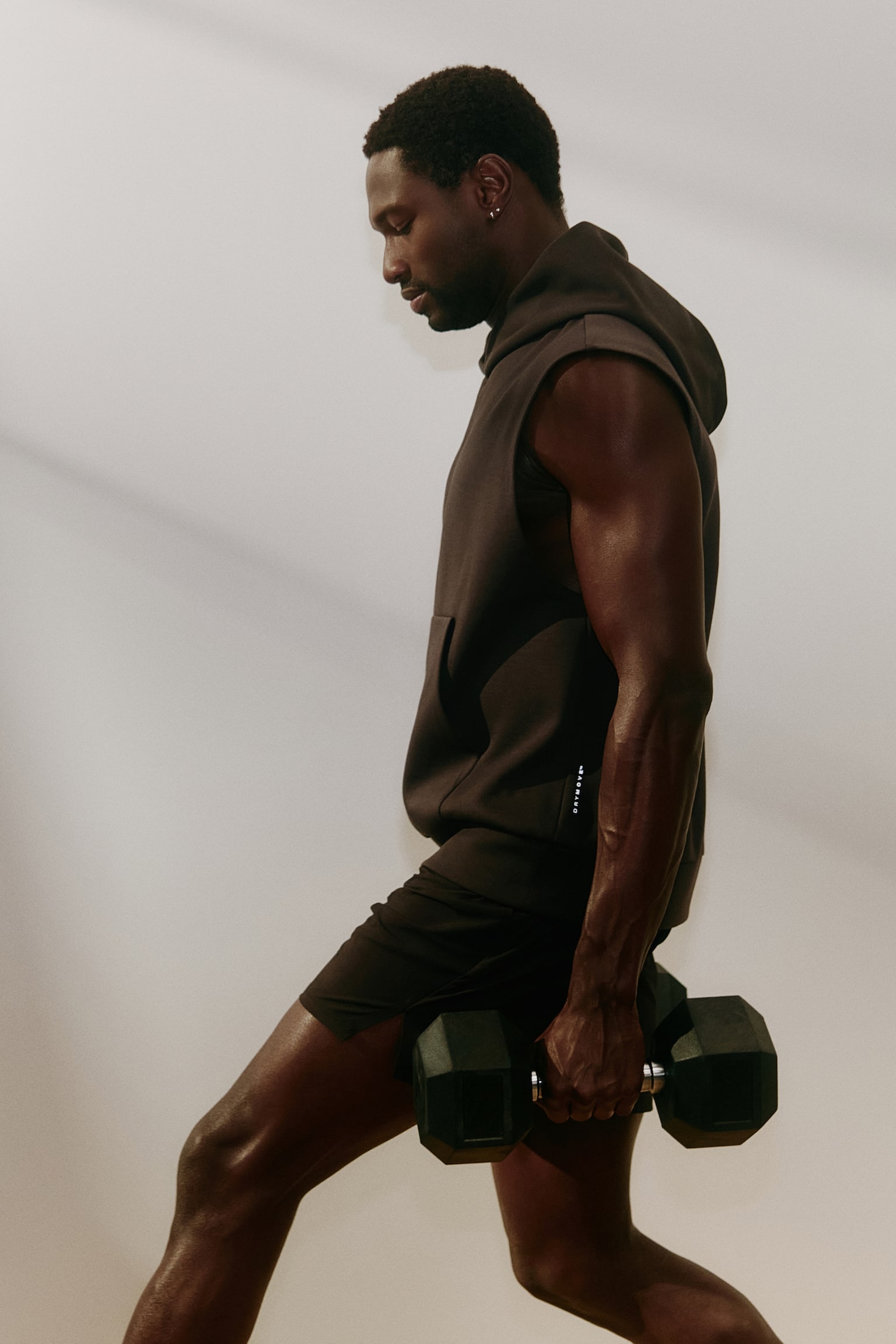Sleeveless Sports hoodie with DryMove™ - 3