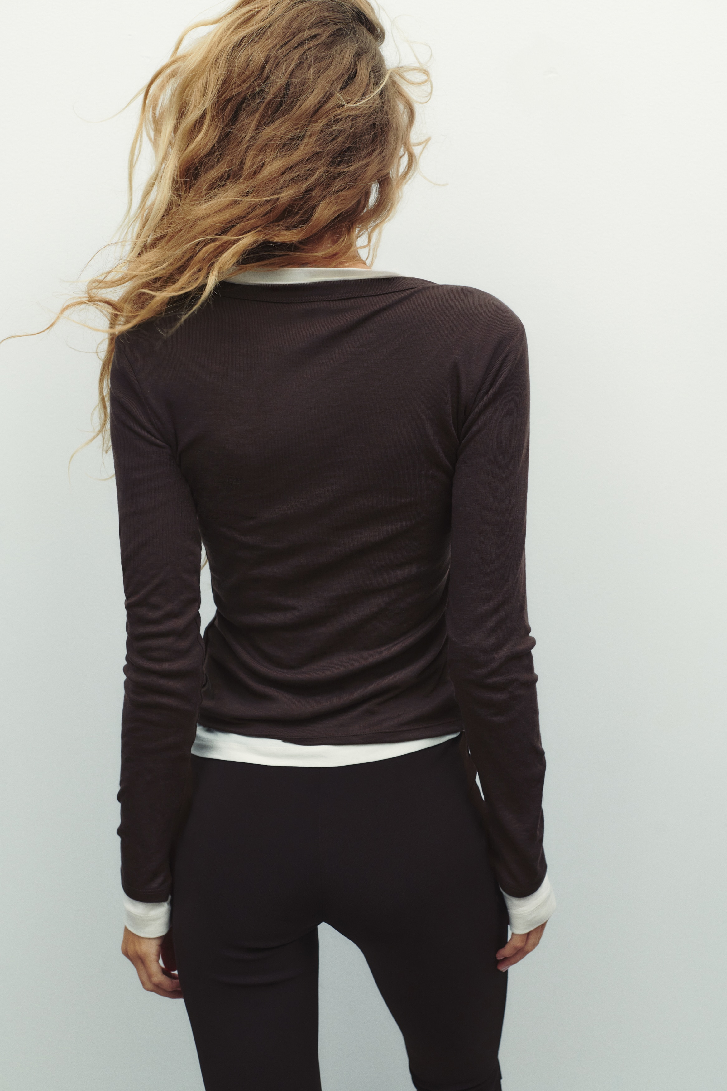 Fitted Long-Sleeved Top thumbnail 4