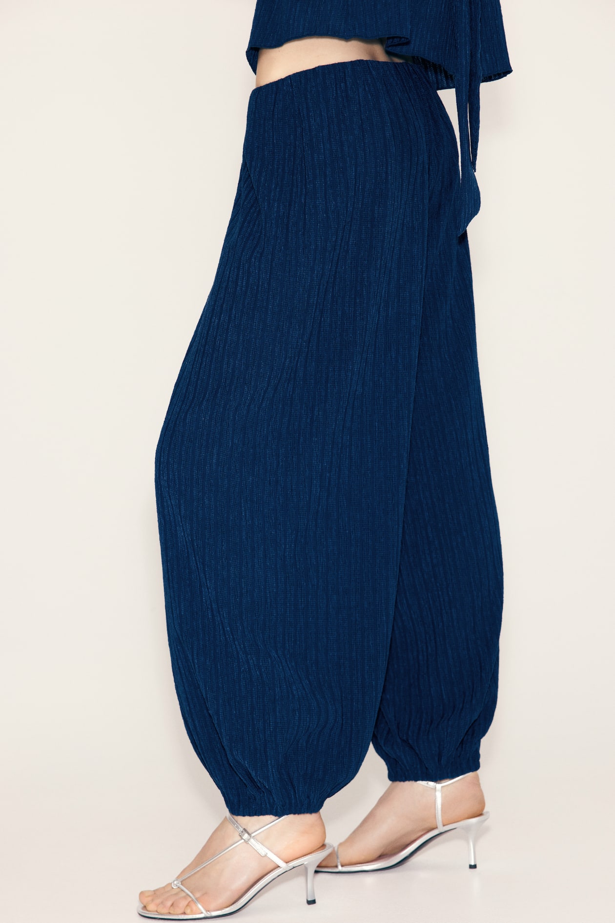 Crinkled Balloon-Leg Pants - image 2
