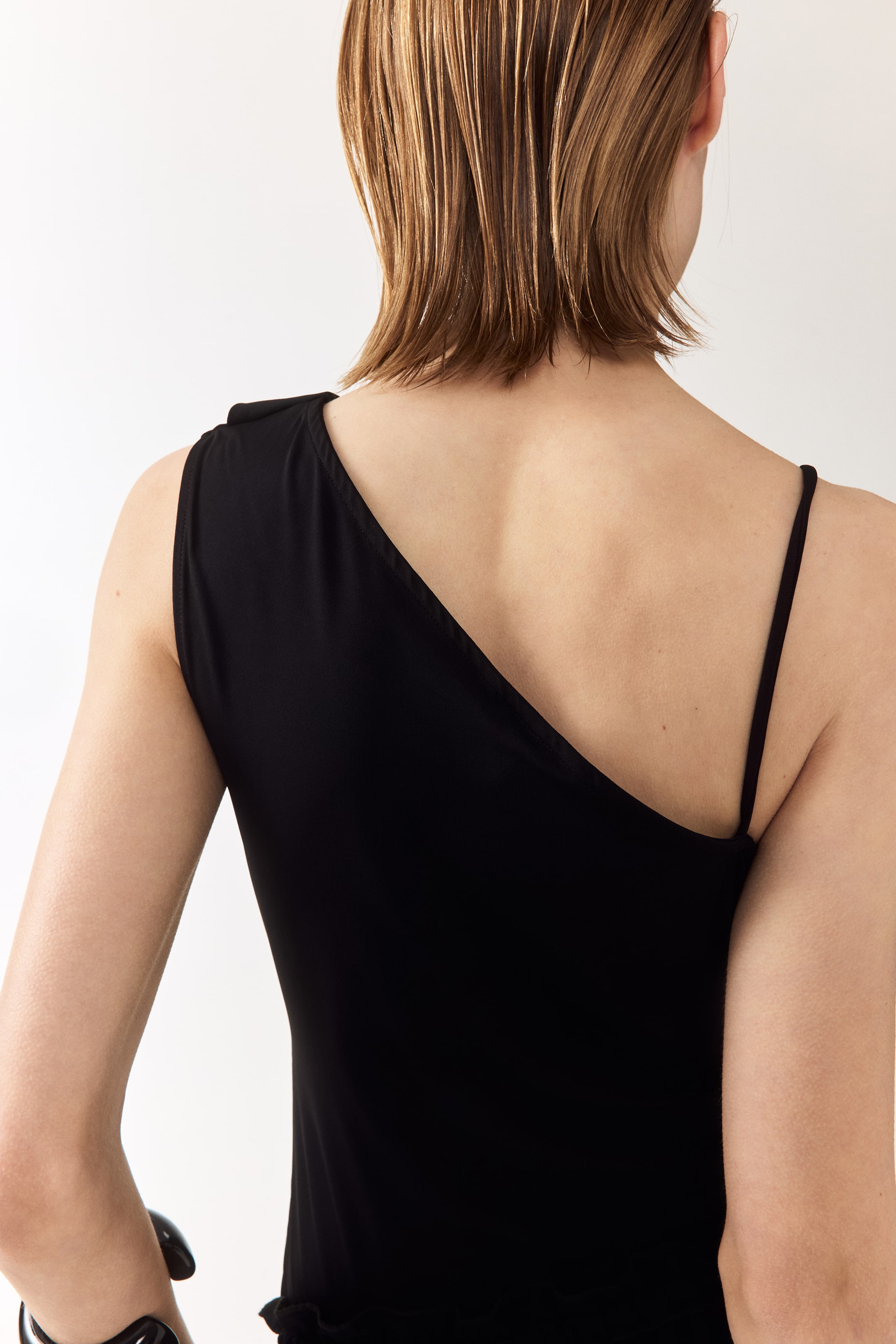 Haut asymétrique à effet drapé