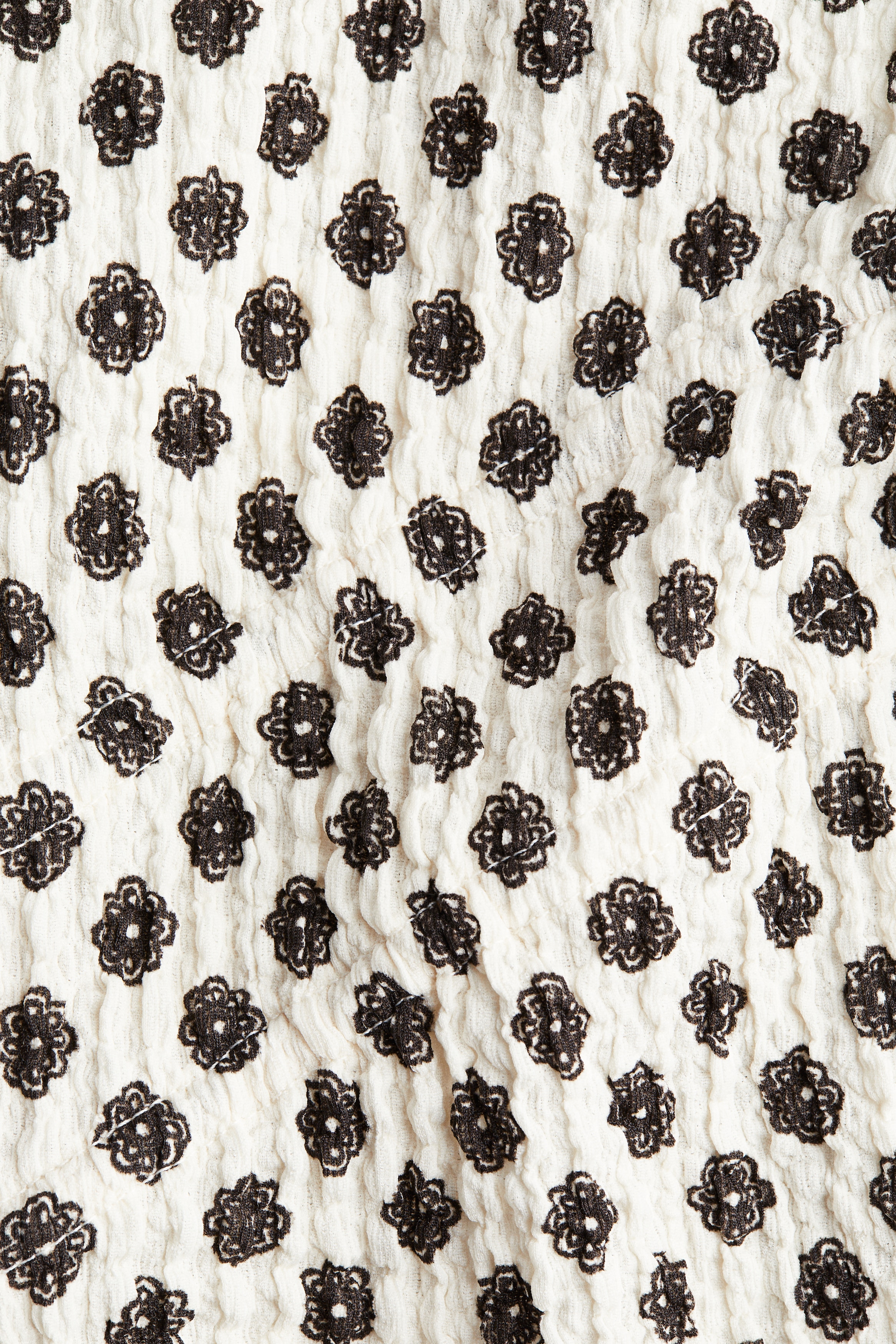 Crinkled tie-front top