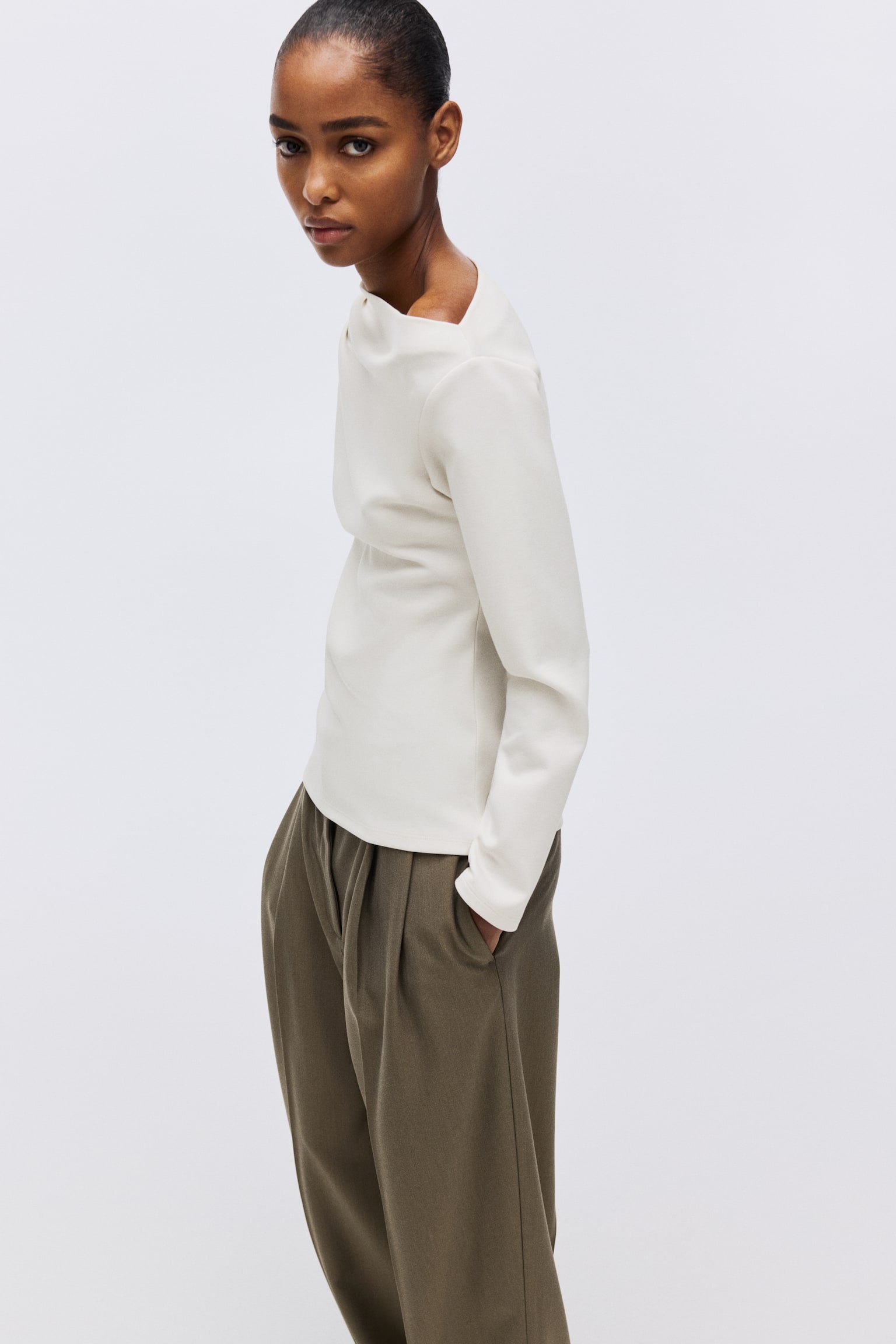 Asymmetric top - White/Black/Dark mole - 5