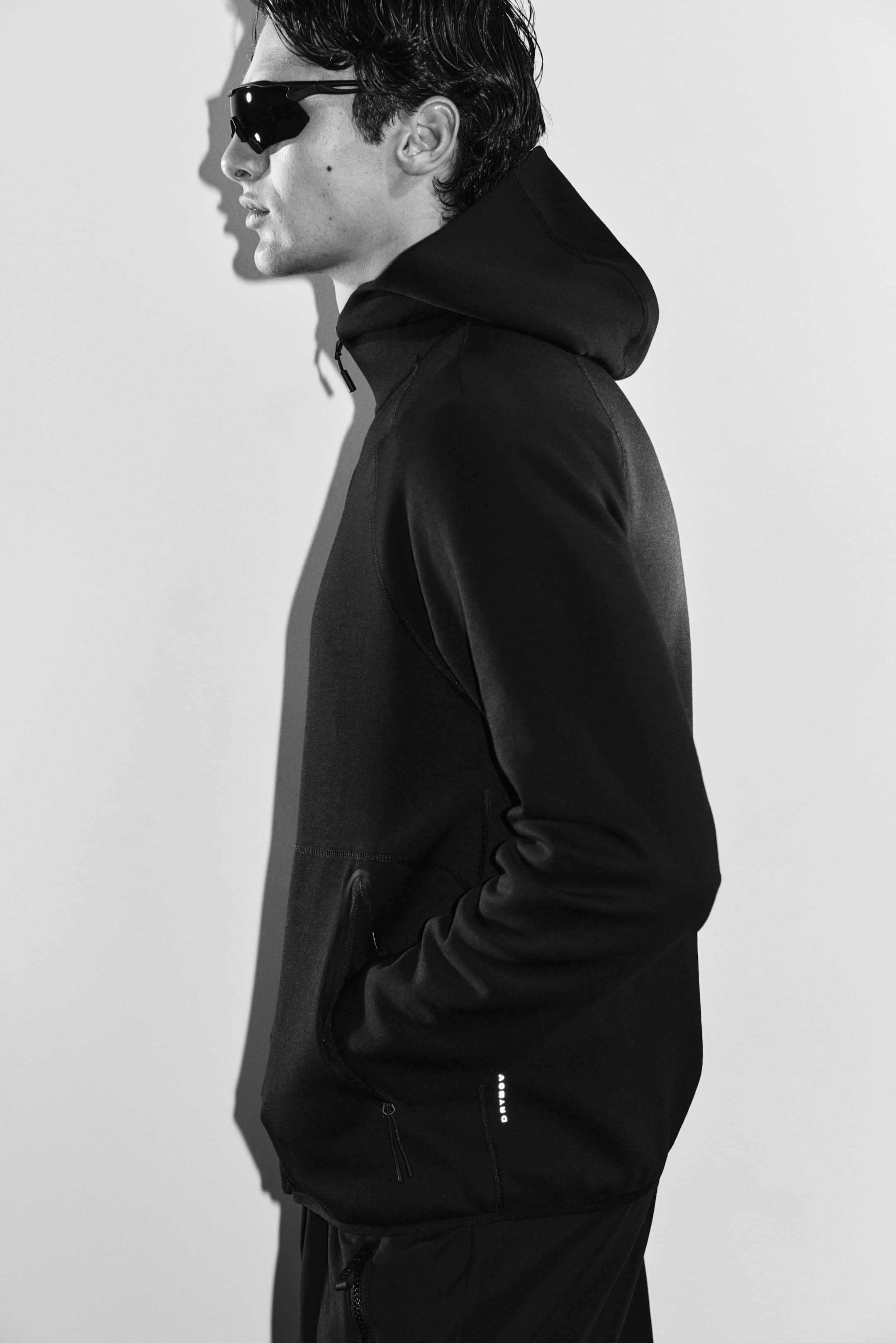 Visa större bild: Träningsmunkjacka med DryMove™ - Svart - HERR | H&M FI 4