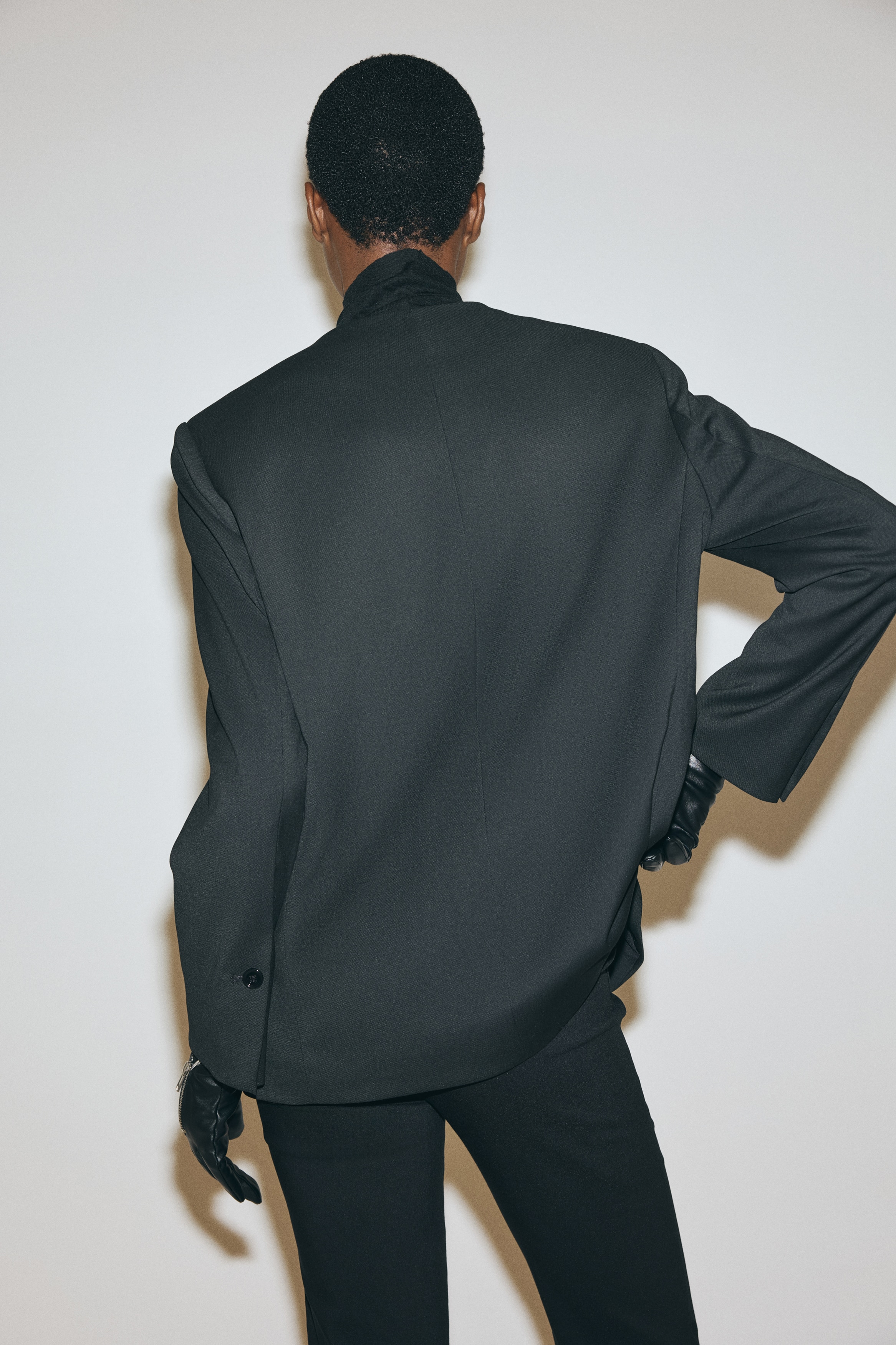 Collarless blazer