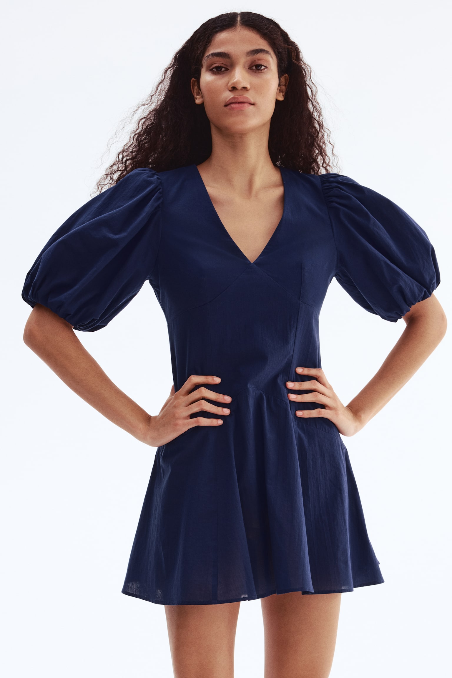 Женское платье H&M Balloon-Sleeved Cotton, цвет: Тёмно-синий — фото 2