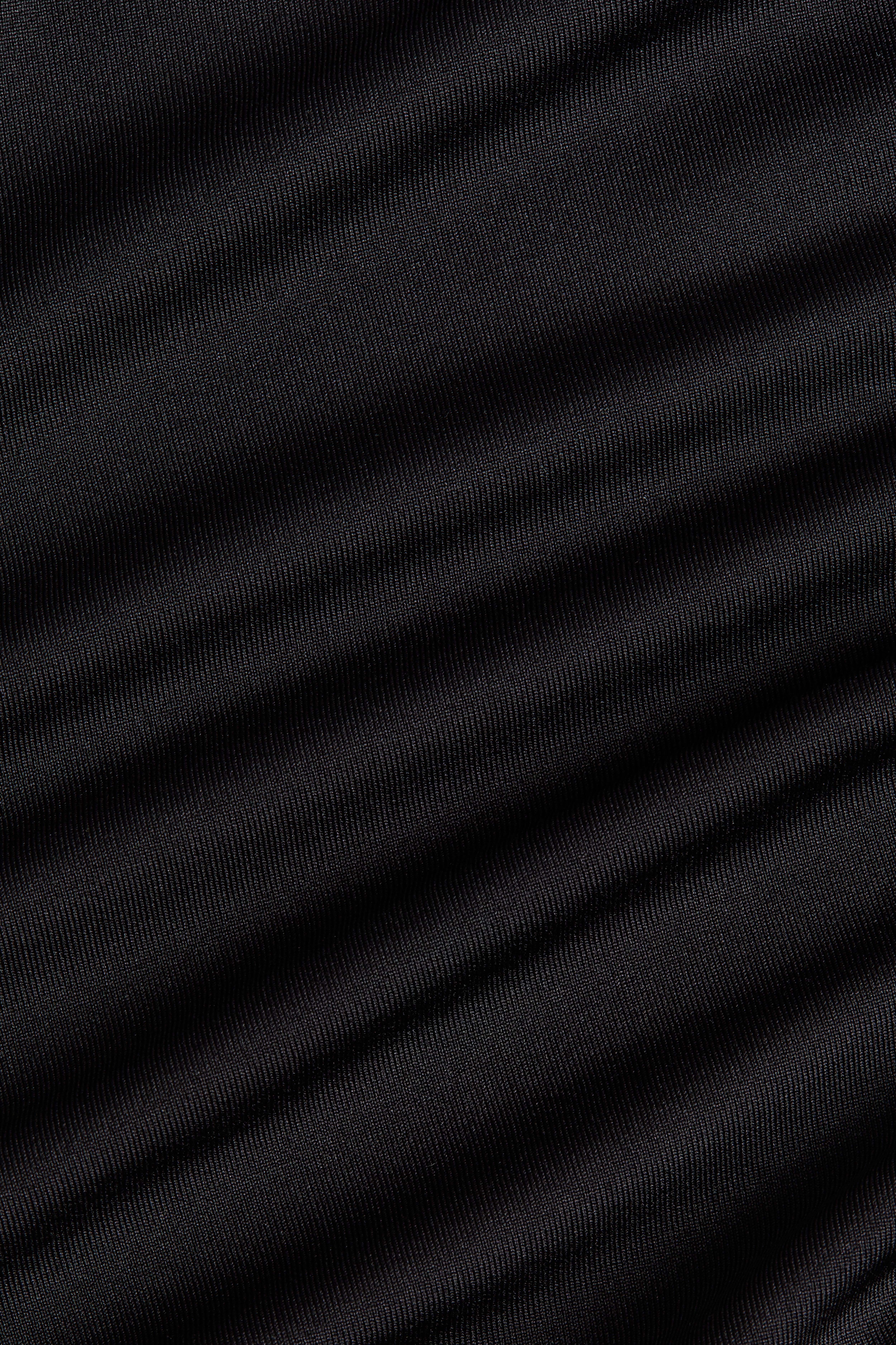 Robe à effet drapé avec épaulettes