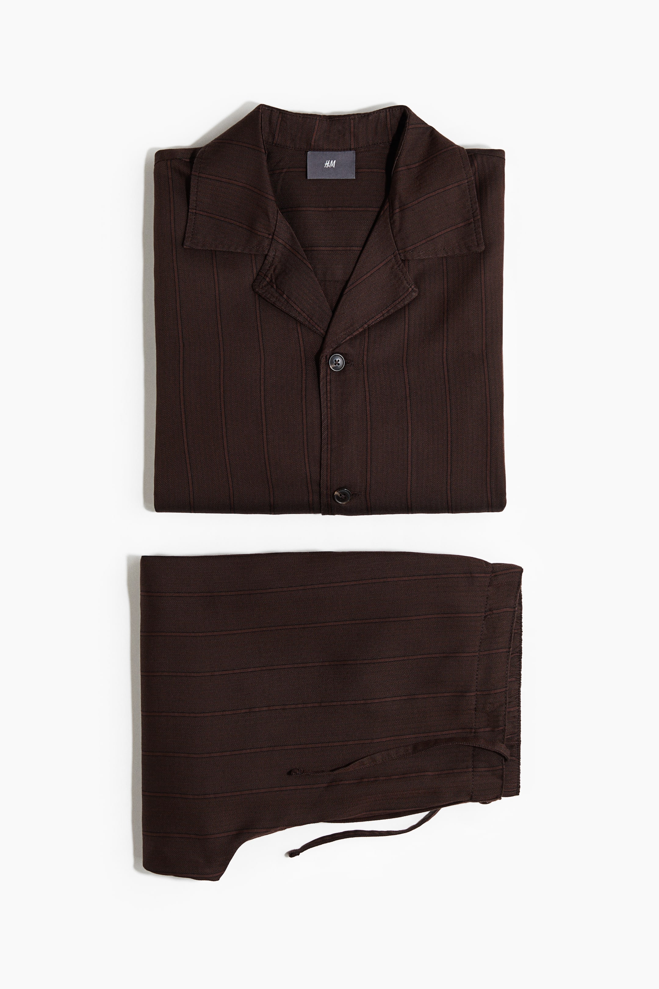 拡大画像を表示: Lyocell pyjama shirt and bottoms - Dark brown/Striped - Men | H&M JP 7