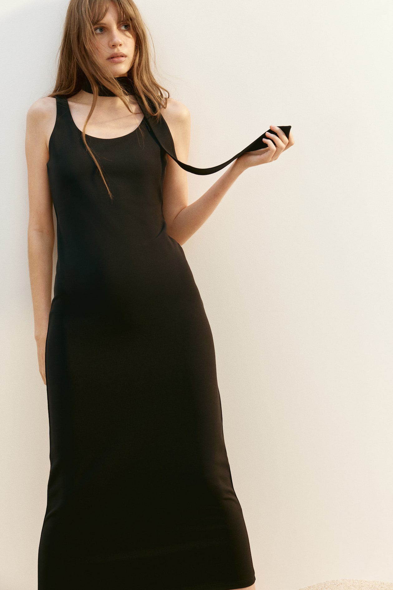 Bodycon Dress with Scarf - image 2